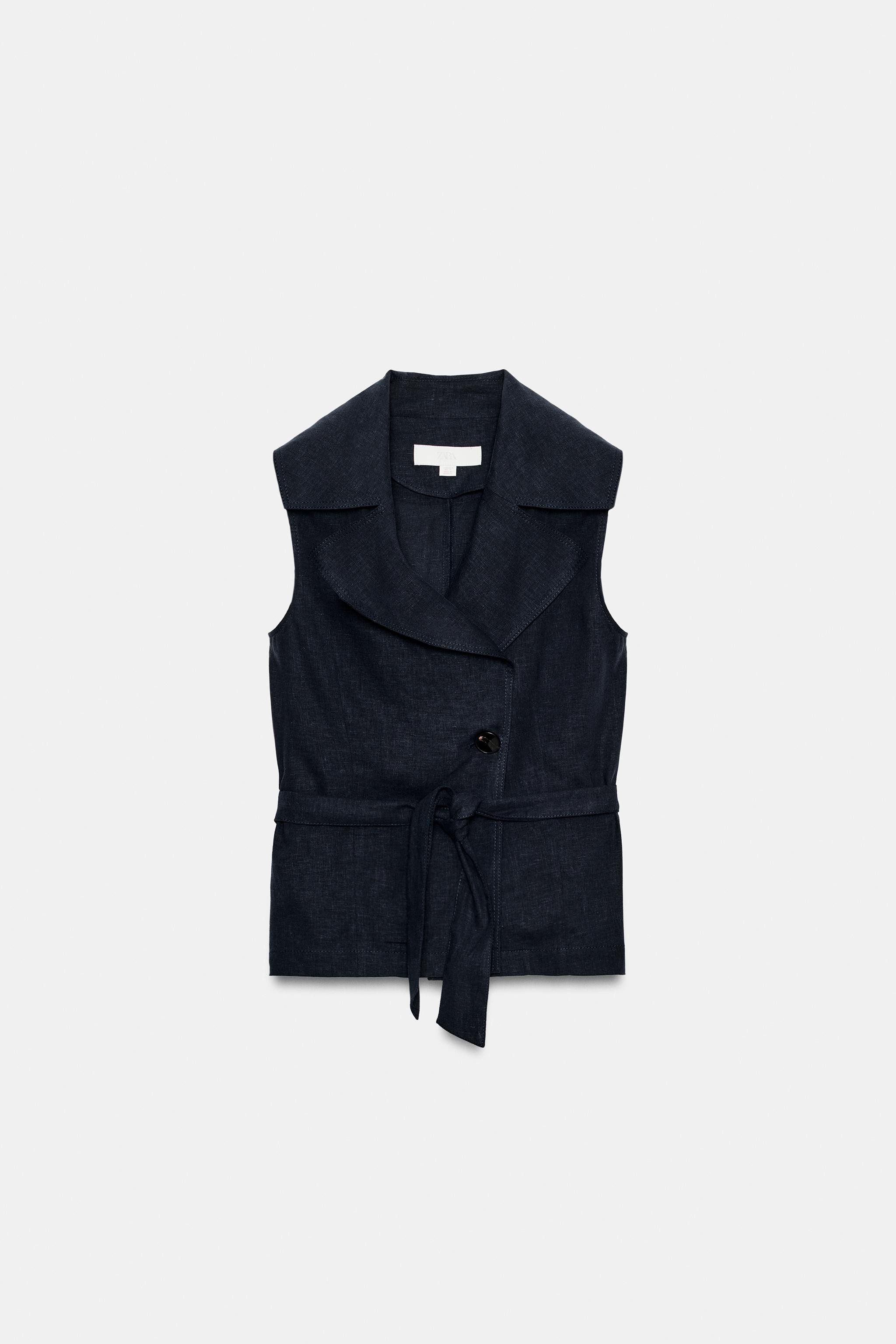 Vest made of linen fabric. Lapel collar. Sleeveless. Front double-breasted button closure with ma... | Zara US