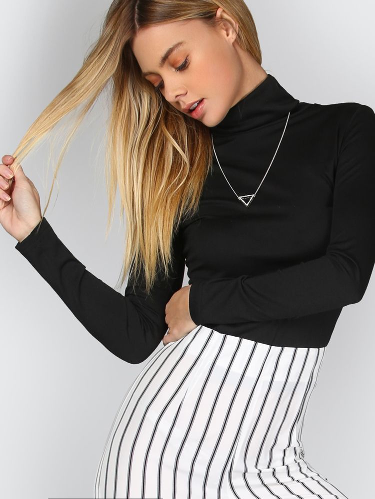 Turtleneck Ribbed Slim Fit T-shirt | SHEIN