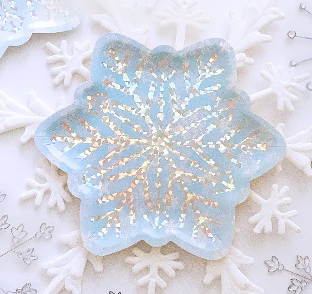 Snowflake Paper Plates - 8 Count - Snowflake Party Supplies - Winter Party Supplies - Winter Wond... | Amazon (US)