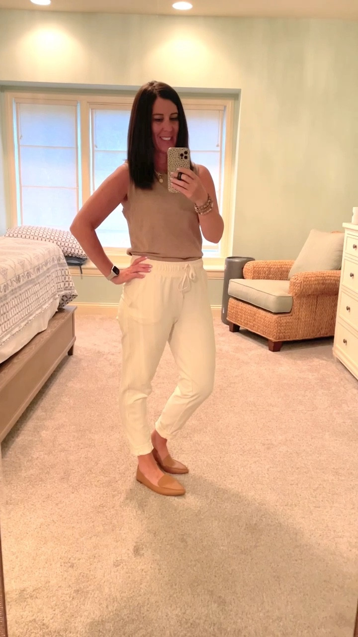 Entire look under $100 🙌
Living in neutrals lately and loving how easy it makes getting dressed.
These shoes are not only cute — they’re the comfiest pair I own. Perfect for errands, work, or just looking put together without the effort.
#affordablefashion #easyoutfit #comfyshoes #neutralstyle #ootd

Pants: old linked this years version
Top: tts small
Shoes: tts 

#LTKShoeCrush #LTKFindsUnder100 #LTKWorkwear