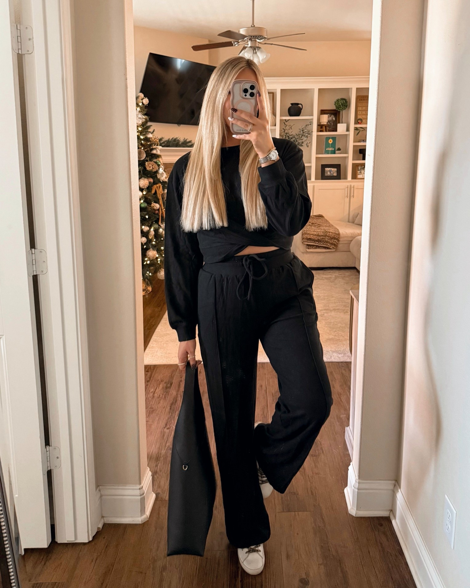 Easy Amazon travel outfit!

#LTKootd #LTKHoliday #LTKFindsUnder50