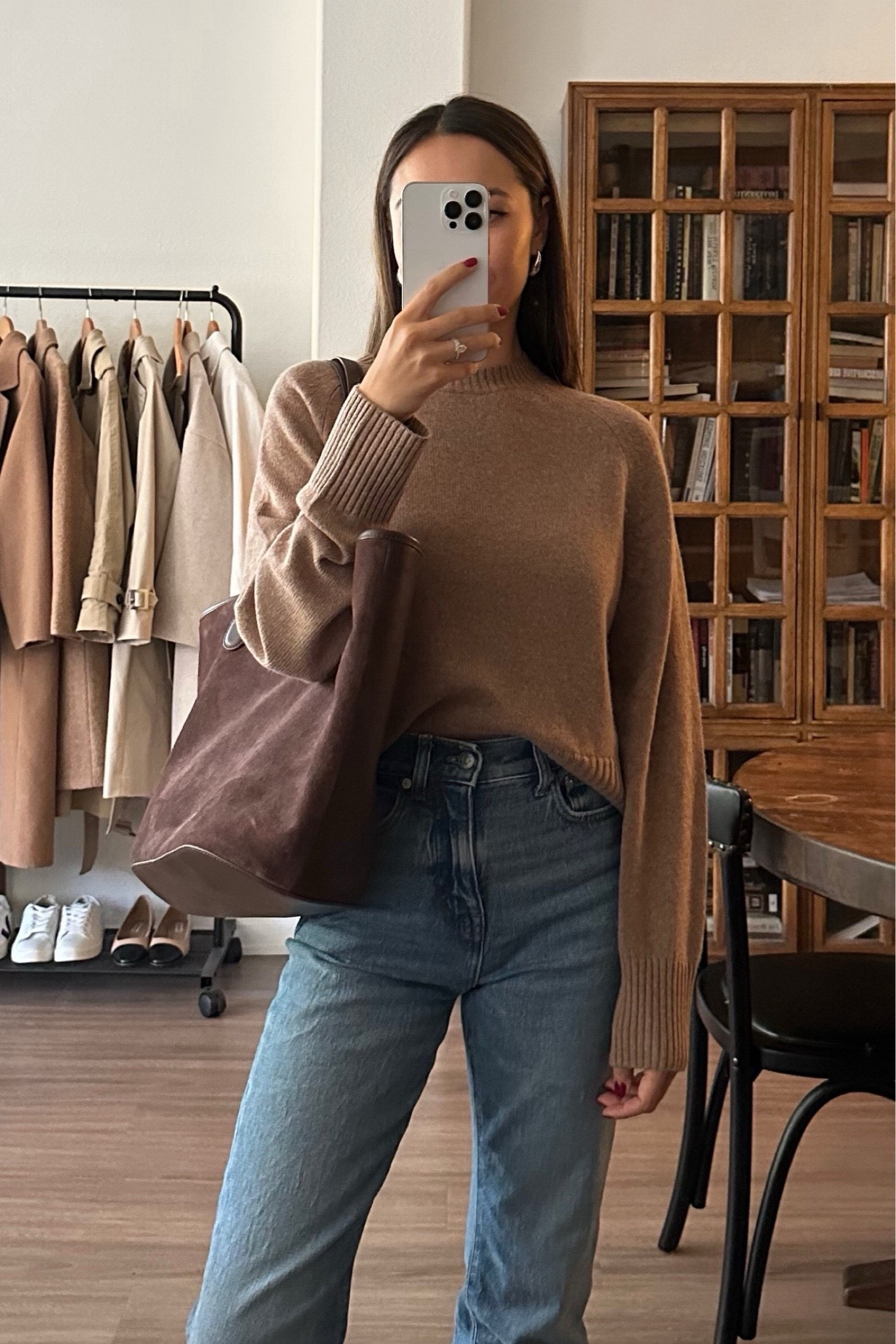 Fall details & textures 

Fall / fall outfit / details / suede / cashmere / denim 

#LTKSeasonal