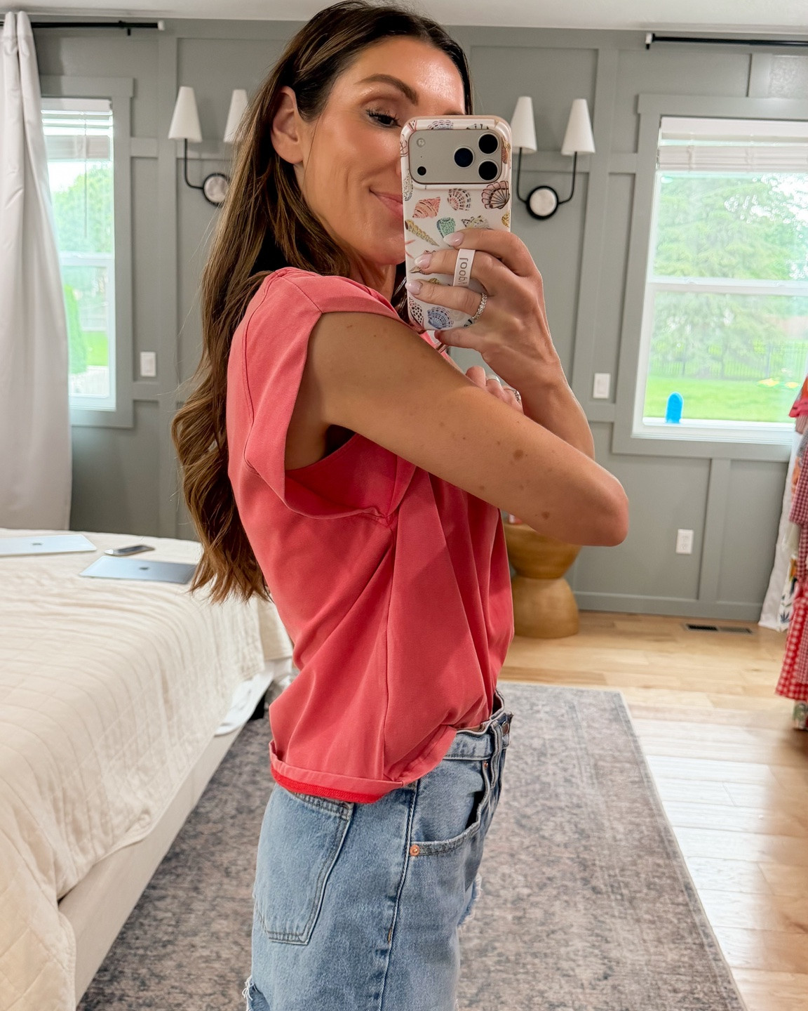 Cap sleeves with underarm coverage so no bra showing!! 🙌🏻

#LTKmomlife #LTKSeasonal #LTKSaleAlert