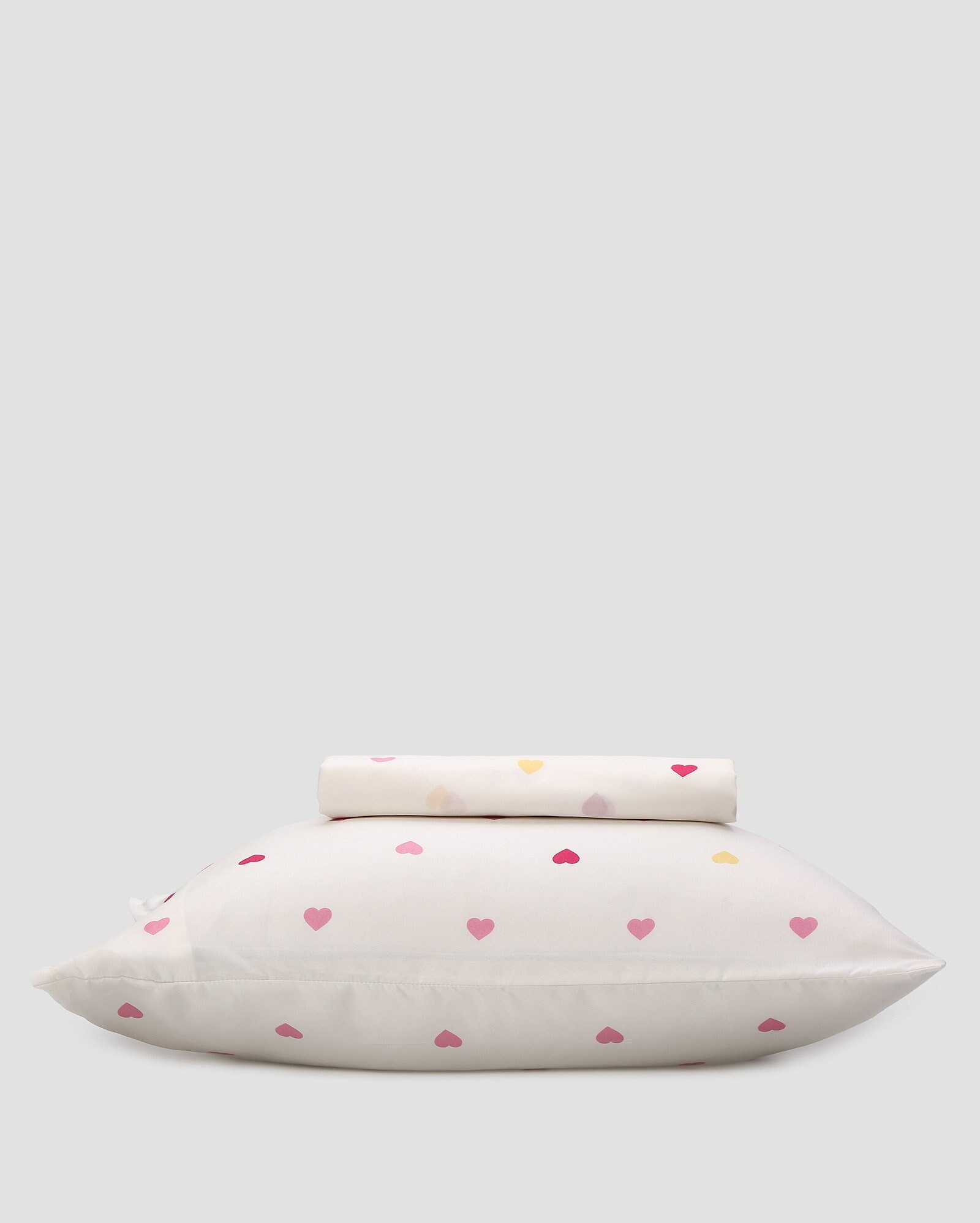 Jogo de cama solteiro 2 peças com corações Barbie branco | Casa Riachuelo | Riachuelo (BR)