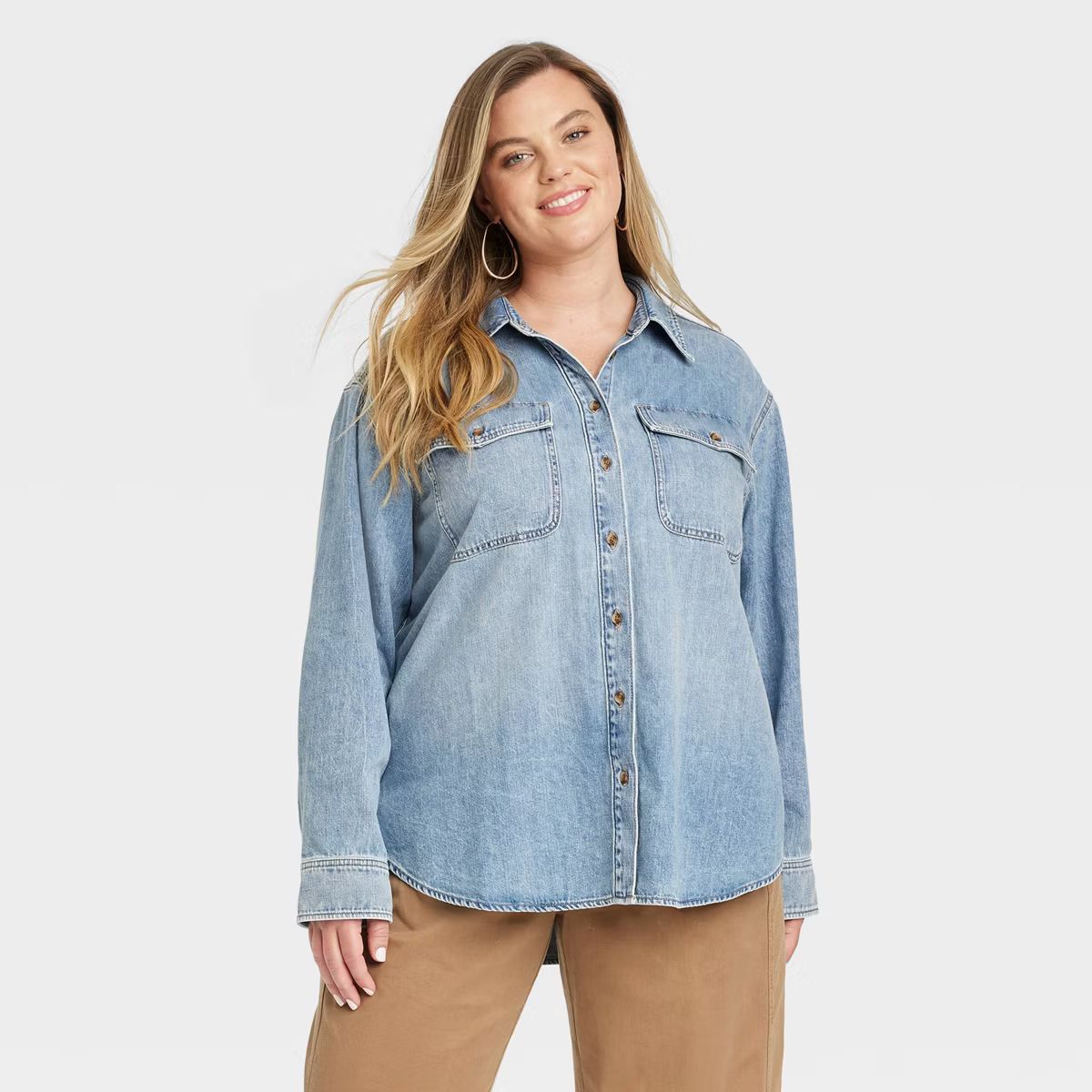 Women's Long Sleeve Oversized Button-Down Denim Shirt - Universal Thread™ Medium Wash | Target