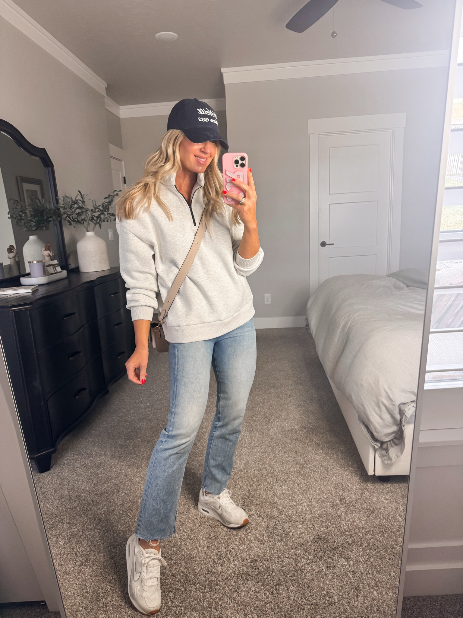 Amazon sweatshirt on sale! Love these Nike’s too
Mother jeans 
Cyber week sale 
Casual outfit 
Dad hat 

#LTKStyleTip #LTKCyberWeek #LTKSaleAlert