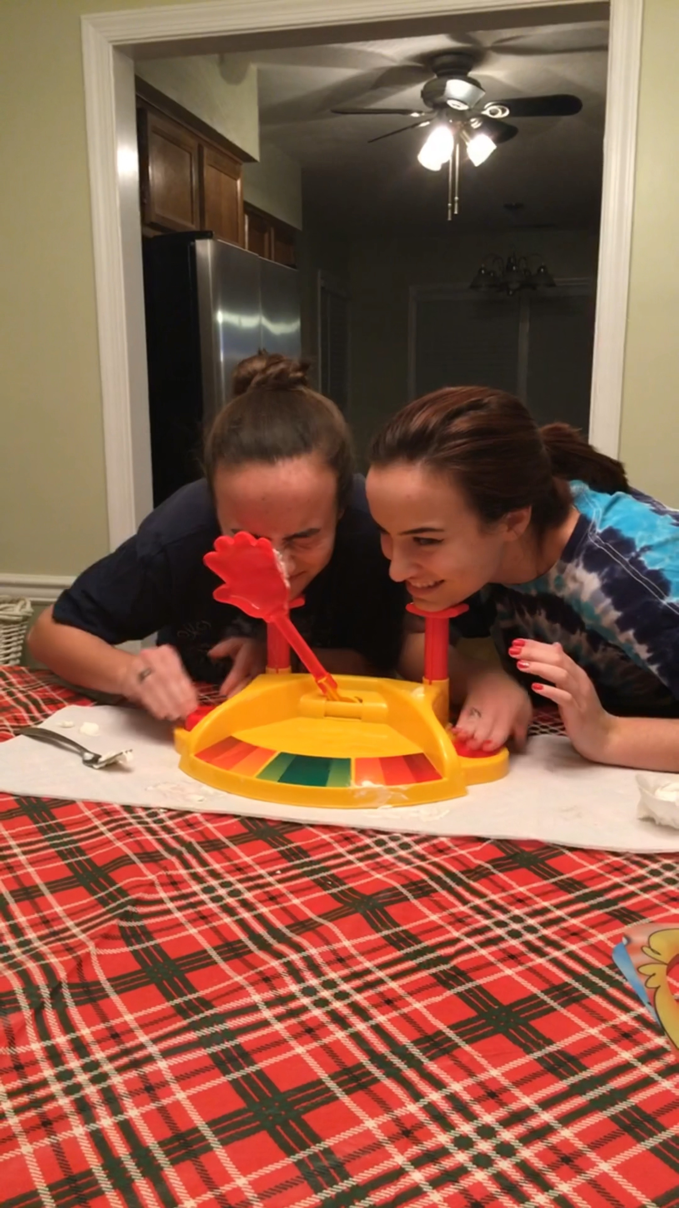 family game night fun 😂

#LTKparties #LTKVideo #LTKfamily