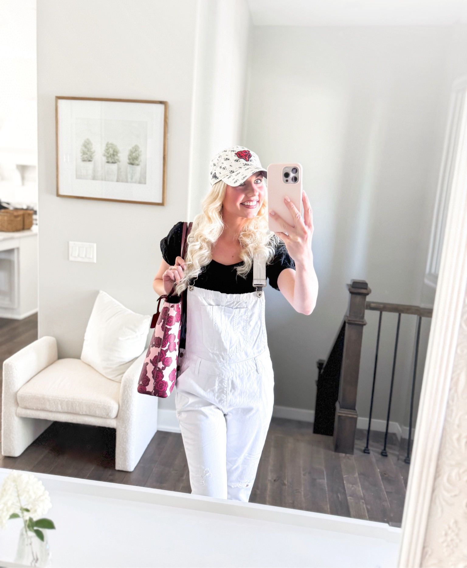 Game day looks are always better with a feminine pop of cuteness! 🥀🐻🏈 

#LTKFallSale #LTKSaleAlert #LTKStyleTip