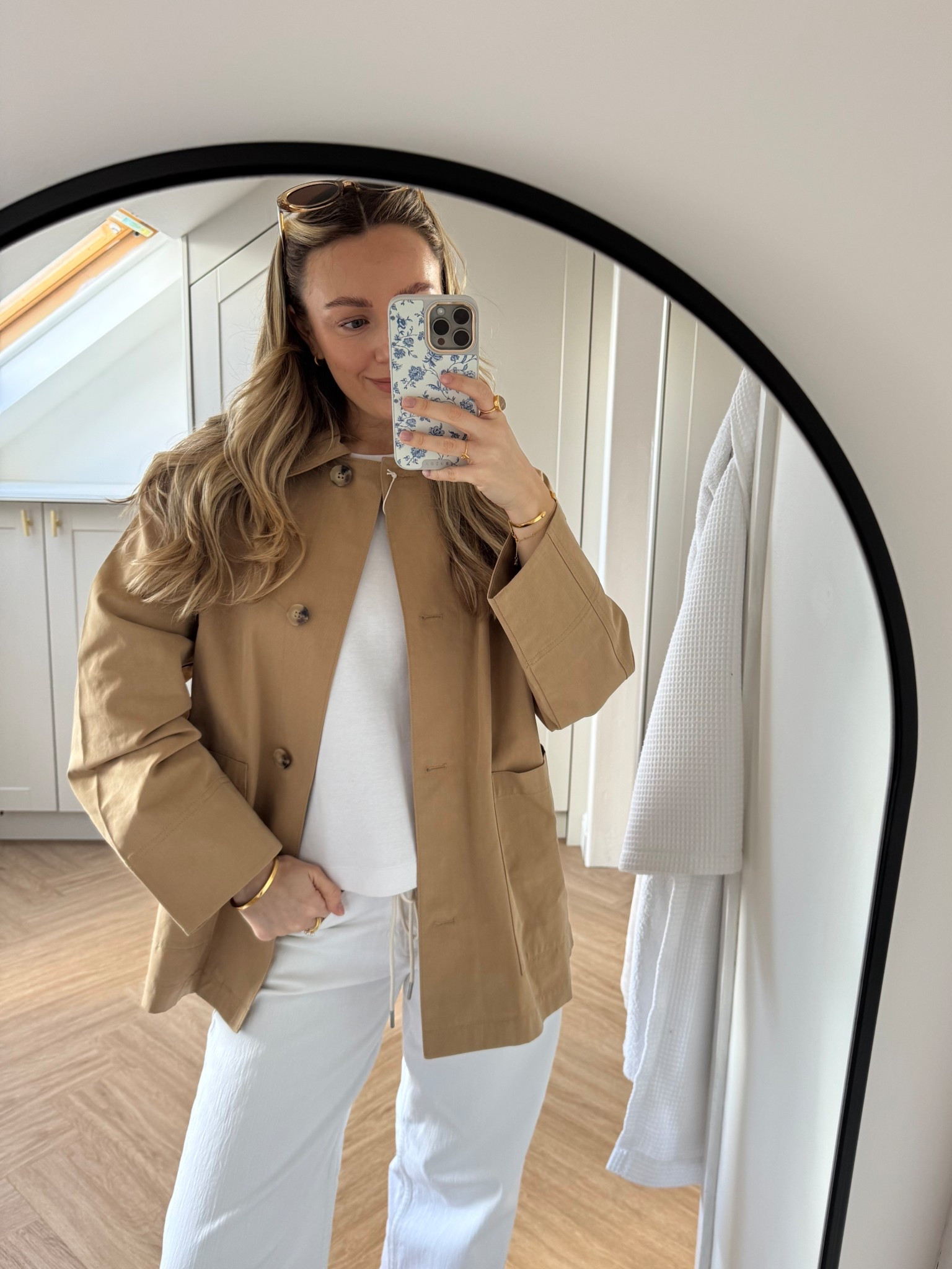 Zara Spring jacket 🧥 This is a perfect affordable lightweight jacket option! Simple & chic (wearing a size small)

#LTKspring