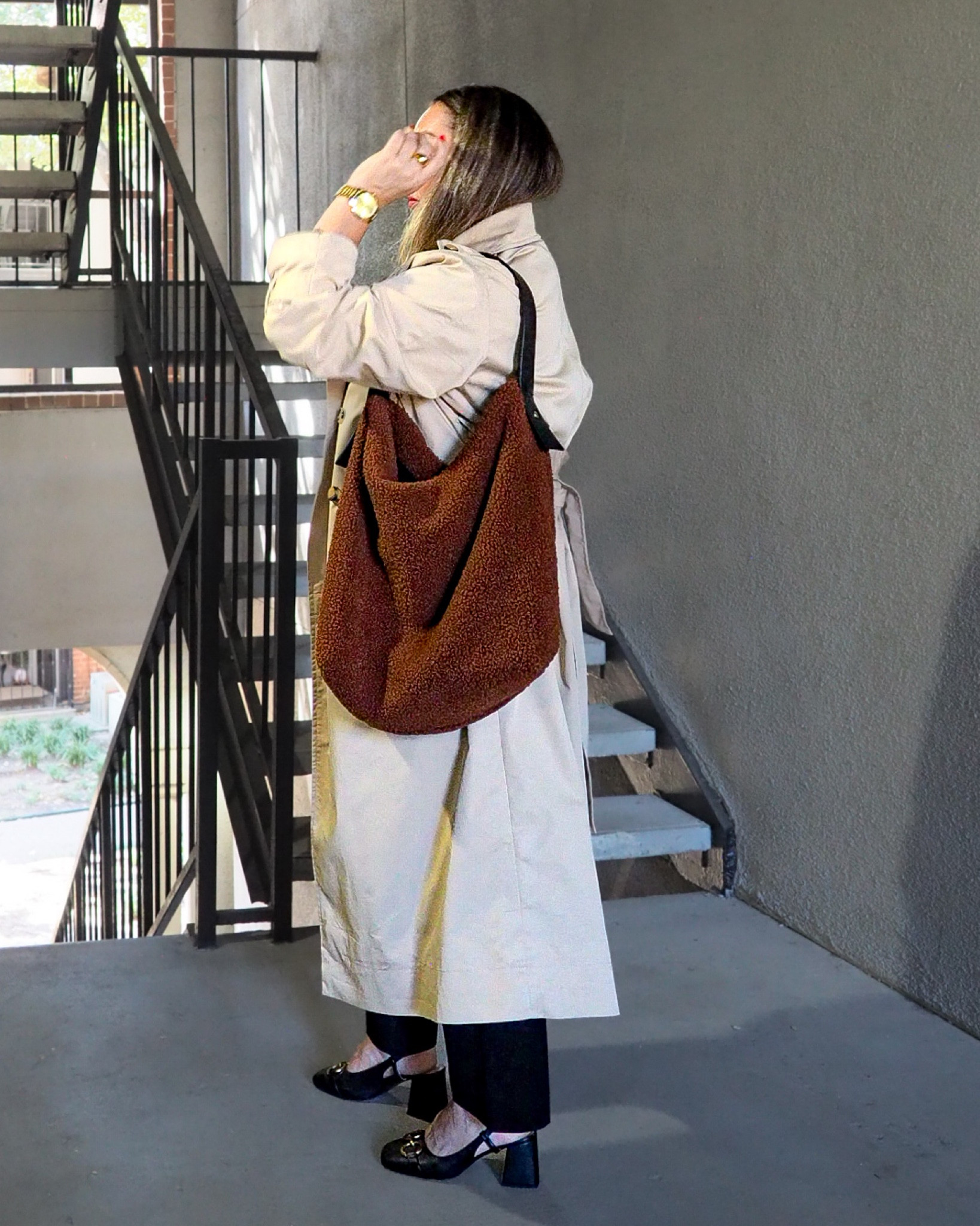 Autumn! Fall. Fall style. Trench coat. Teddy bag. Slingback shoe.



#LTKstyletip #LTKSeasonal #LTKover40