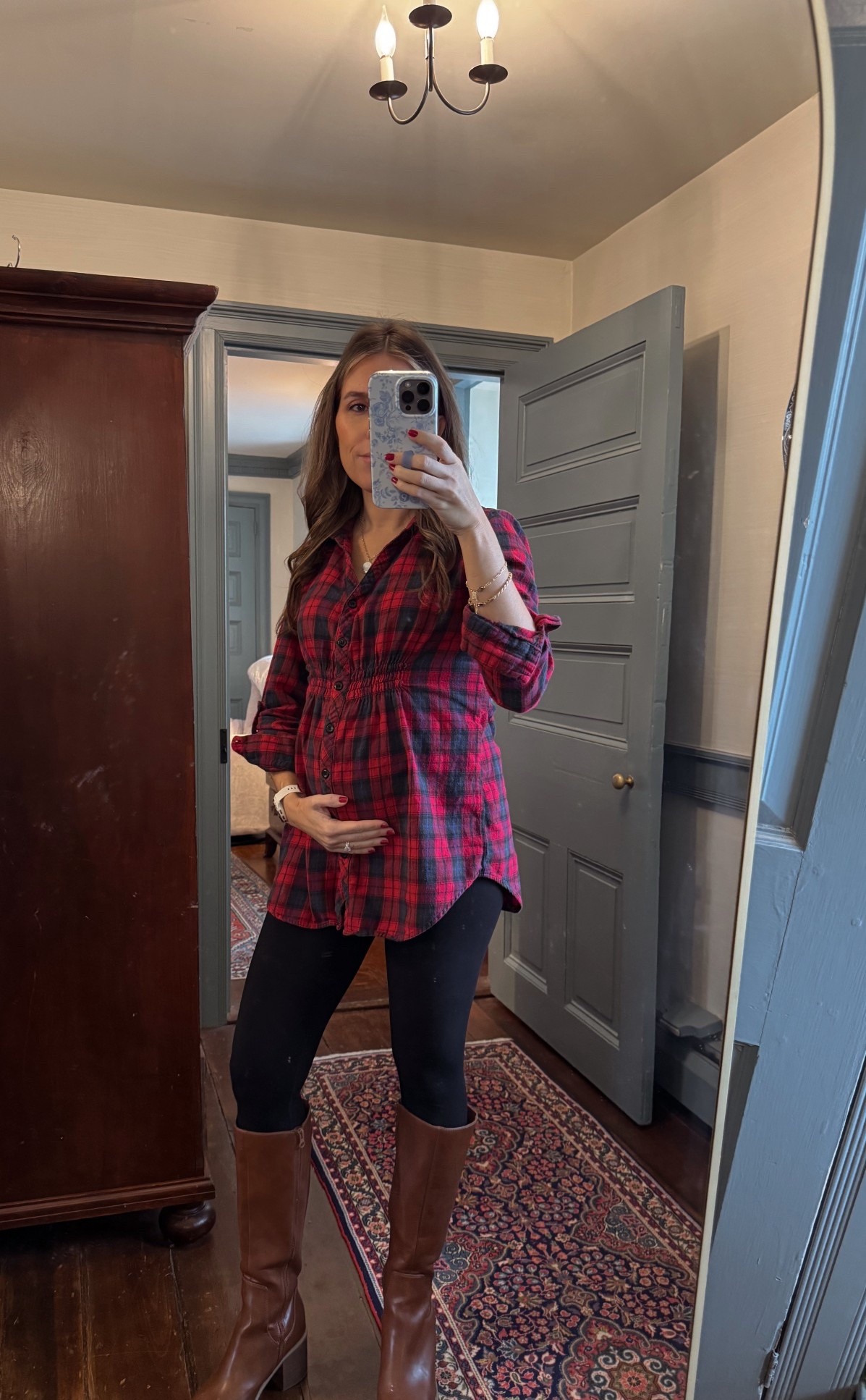 The best maternity leggings! I wear these all the time 🖤

Maternity clothing // Target maternity clothes // black maternity leggings // outfit inspo 

#LTKBump #LTKootd #LTKGiftGuide