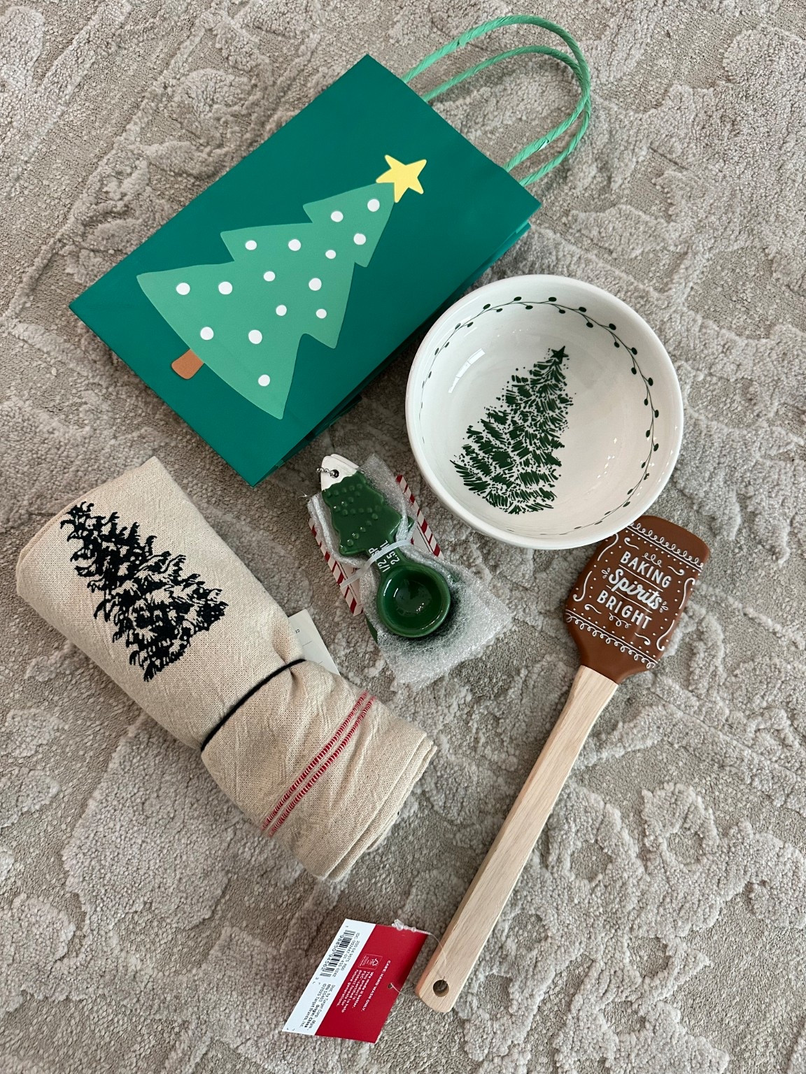 Hostess gift, teacher gift, simple gift giving

The bowl and measuring spoons are from the front of the store, not able to tag them! 

#LTKGiftGuide #LTKSeasonal #LTKHoliday