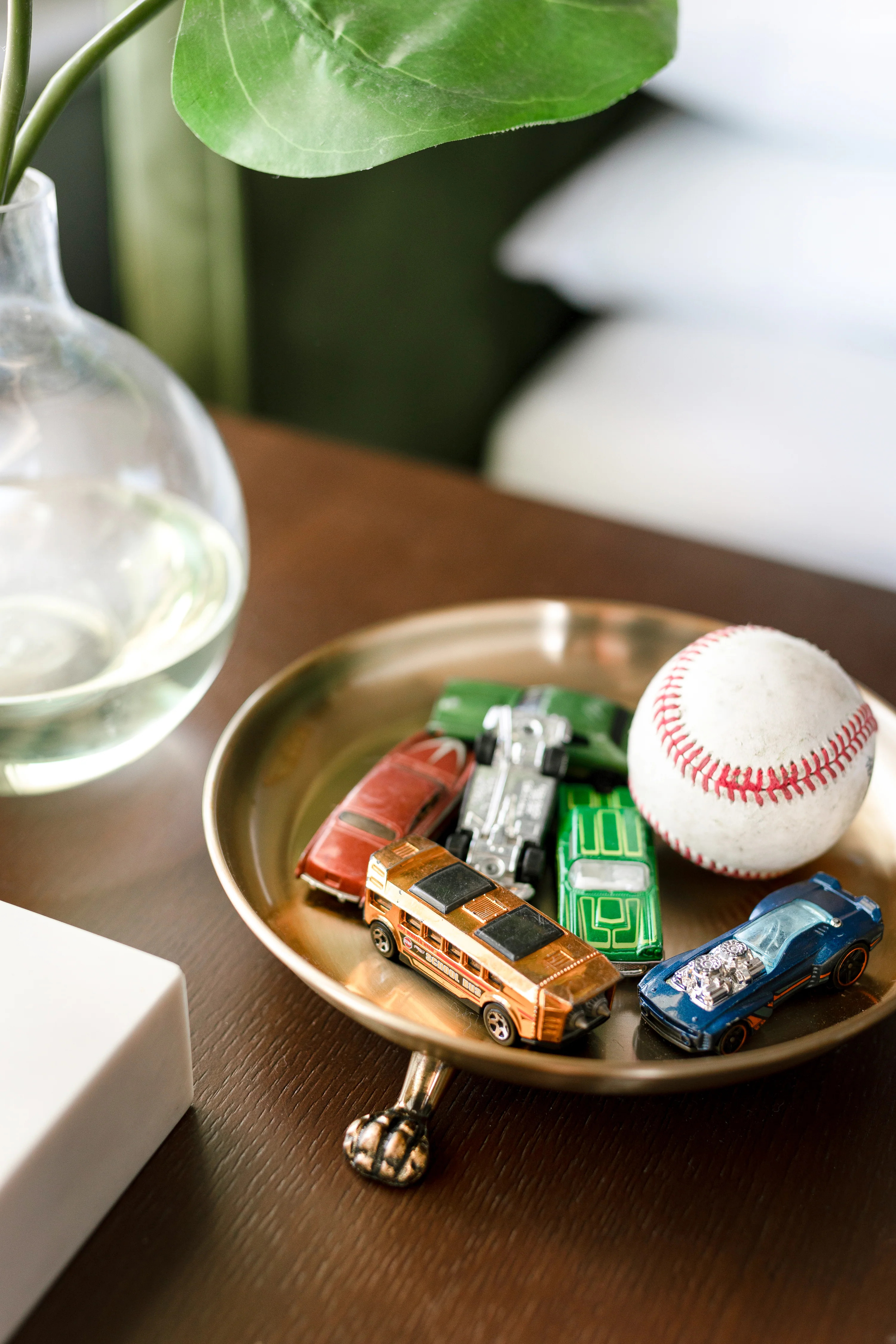 BRASS CLAWFOOT TRAY | Alice Lane Home Collection