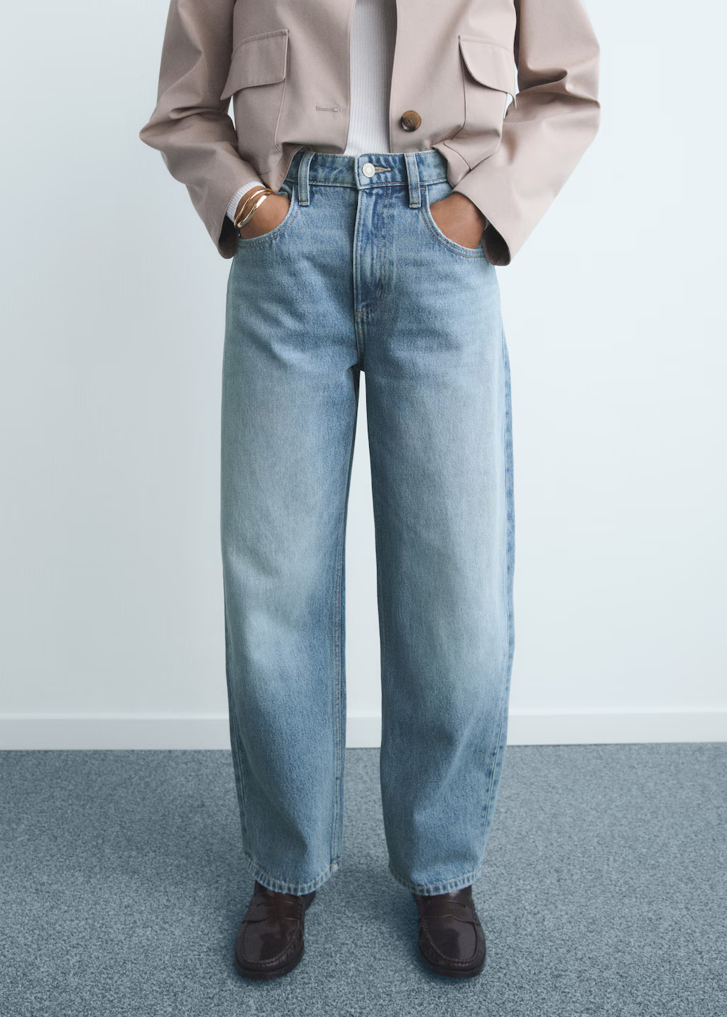 High-waisted barrel jeans - Women | MANGO USA | Mango (US/MX/AU)