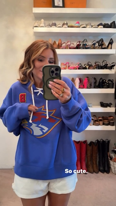 Off Campus x AE Collection - Garret Graham Briar University Hockey Sweatshirt

#LTKootd #LTKSeasonal #LTKSaleAlert