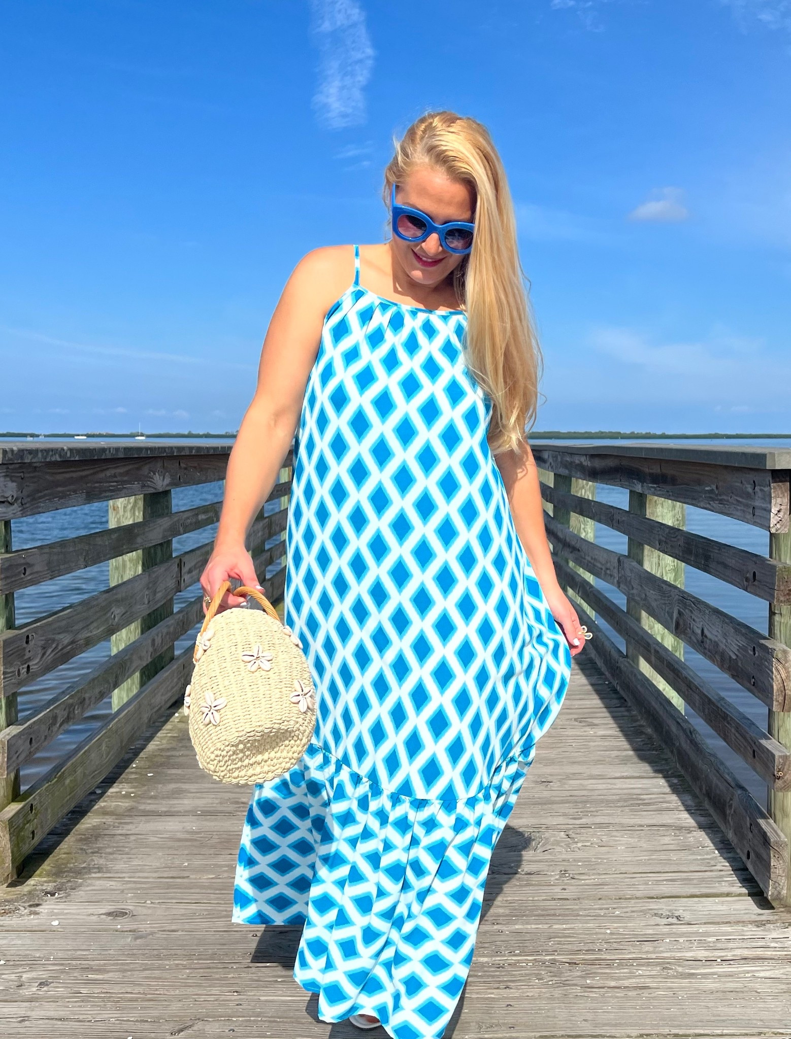 Amazon spring summer beach vacation ideas

Maxi dress small, straw tote, sunglasses






#LTKTravel #LTKSwim #LTKSeasonal