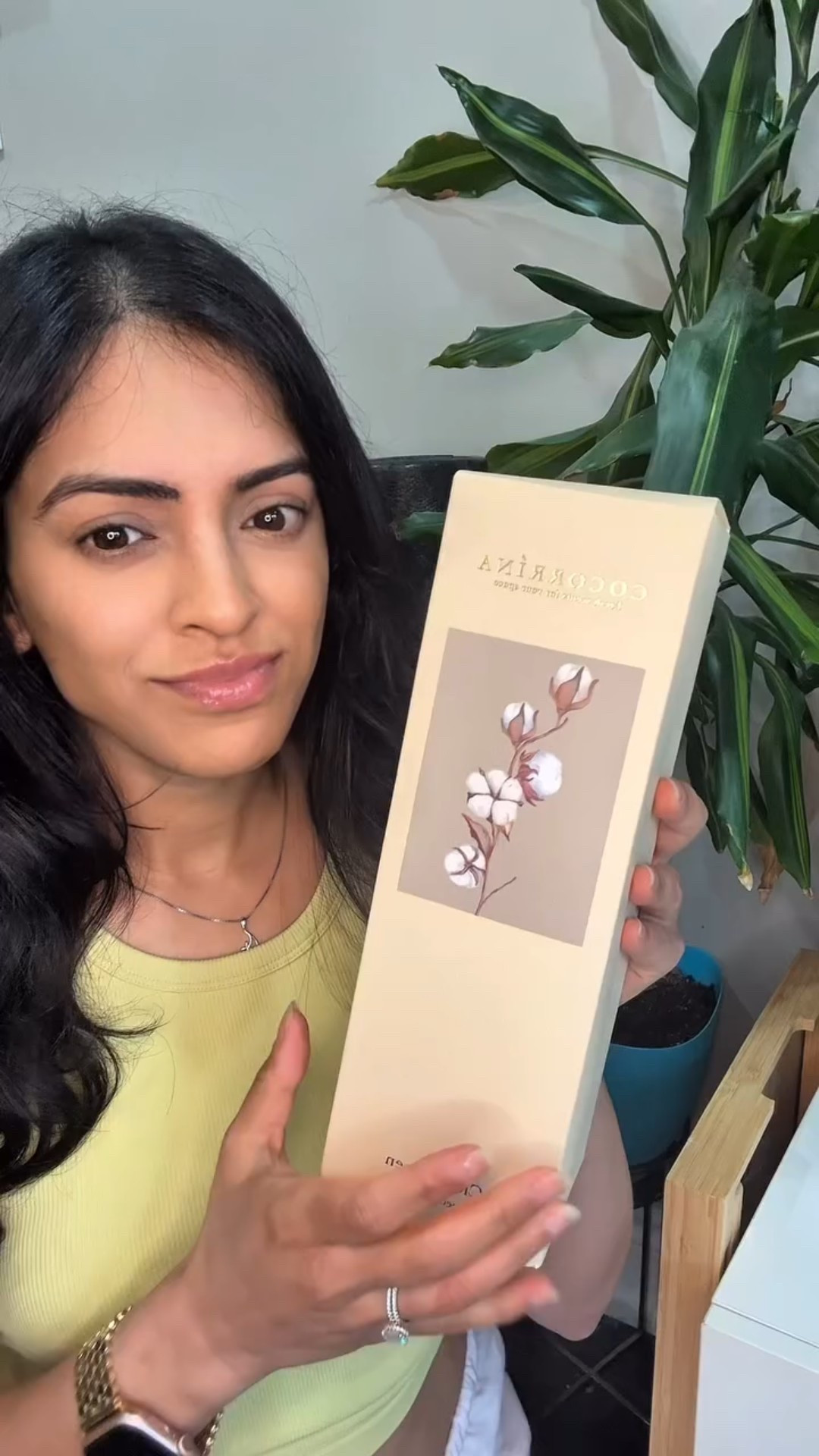 I usually cook with a lot of Indian spices and since I got this diffuser set there is no more odour. Link in my bio. Get 10% off with code “PRIYA1”
.
.
.
 #cocorrinascents #COCORRINA #cocorrina ##cleanlinen #reeddiffuser #reeddiffusers #reeddiffuserhomefragrance #diffuser #homefragrances #linenfragrance #linen #odoreliminator #freshscents
