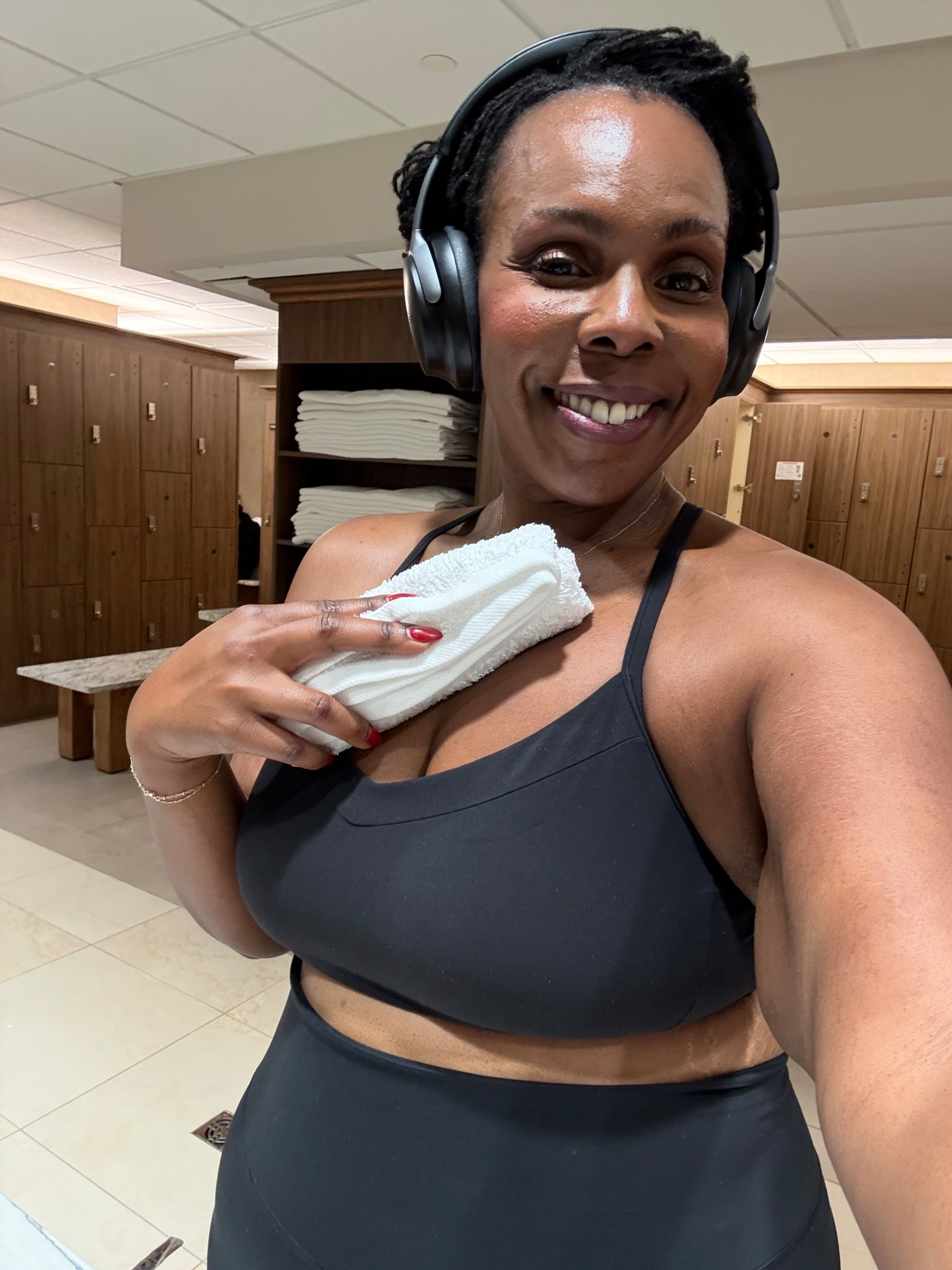 For reference my sizes are:  Height: 5’10 Top: size 14 Bottom: size 18 Shoe: 11 wide. I’m wearing a size XL in all of these pieces. When you choose to shop through my links, I receive a small commission — a quiet way to support the work I share and the creative garden I’m growing. Thank you for being part of it.

#LTKfitnessgoals #LTKPlusSize #LTKActive