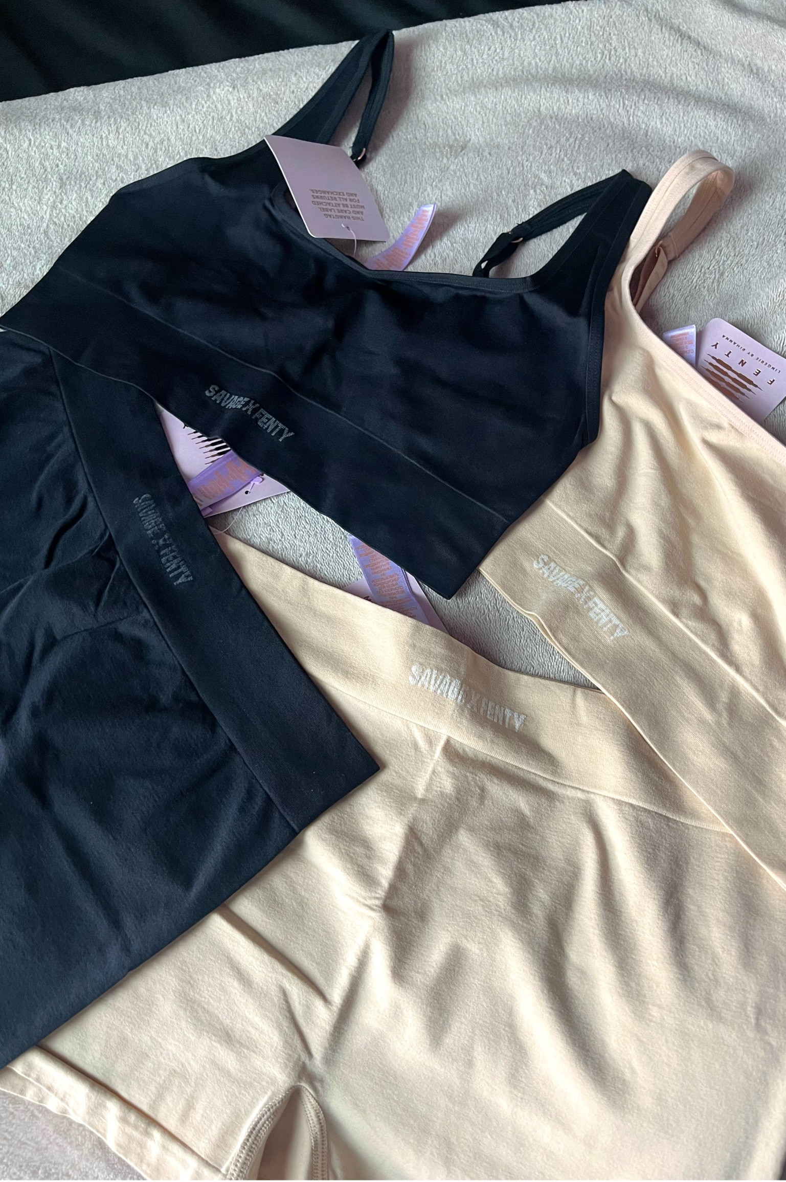 Comfy season🤍

#LTKSeasonal #LTKmidsize