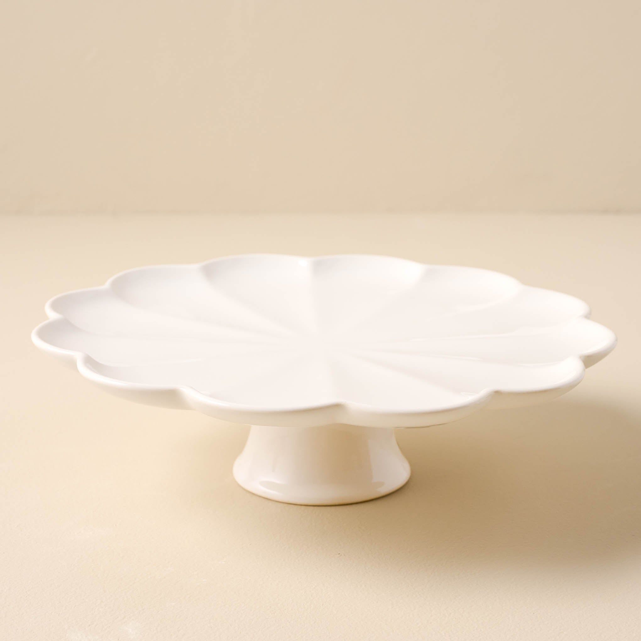 Cream Scalloped Cake Stand | Magnolia