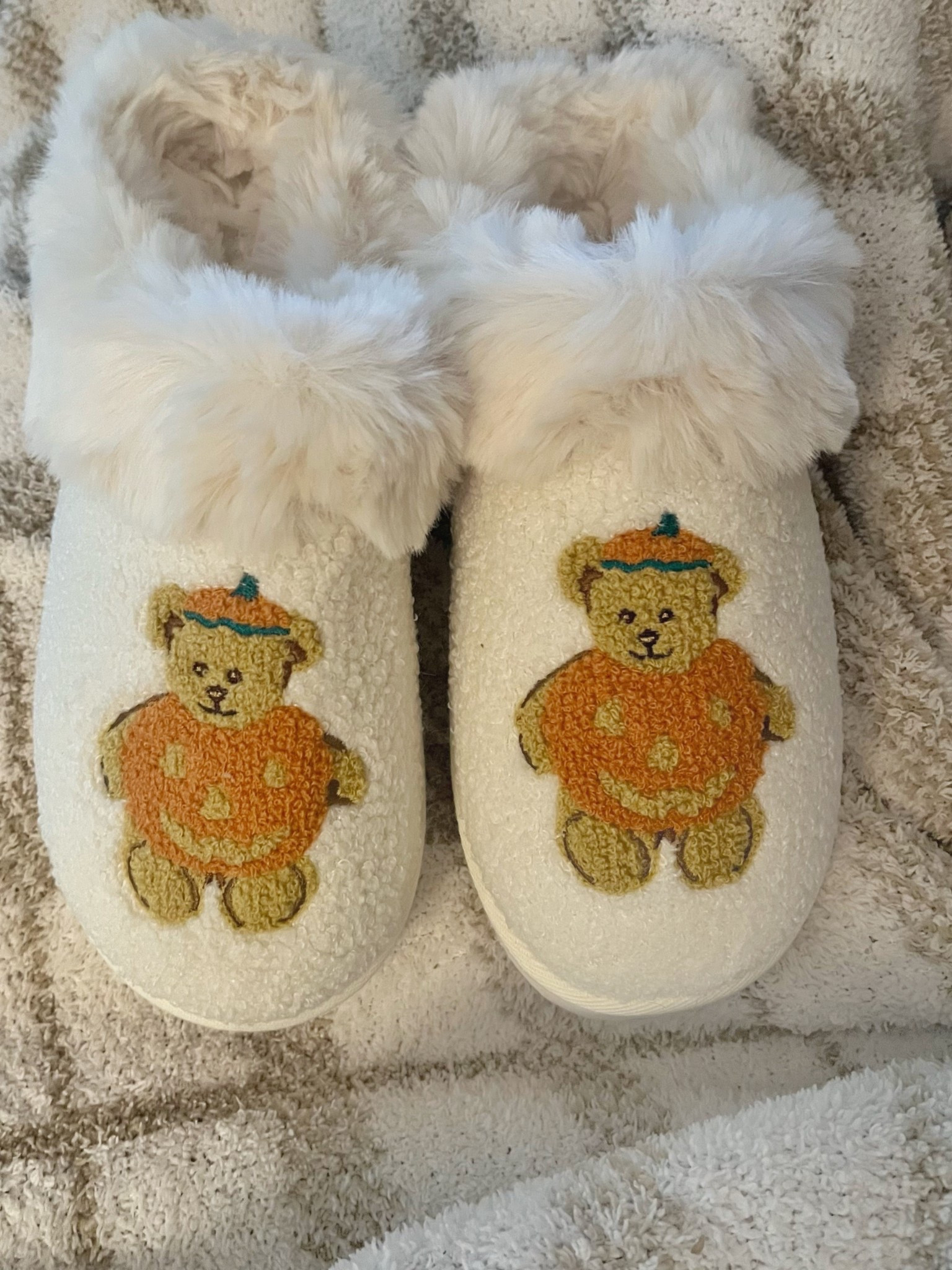 The cutest fall teddy bear slippers!

Ltkfindsunder100 / ltkfindsunder50 / LTKsalealert / LTKstyletip / slippers / teddy bear slippers / fuzzy slippers / teddy bear / pumpkin teddy bear slippers / pumpkin slippers / fluffy slippers / house slippers / cozy / cozy slippers / sale / sale alert / fall / autumn / fall slippers / autumn slippers / fall finds / American eagle / Arie 

#LTKHalloween #LTKSeasonal #LTKShoeCrush