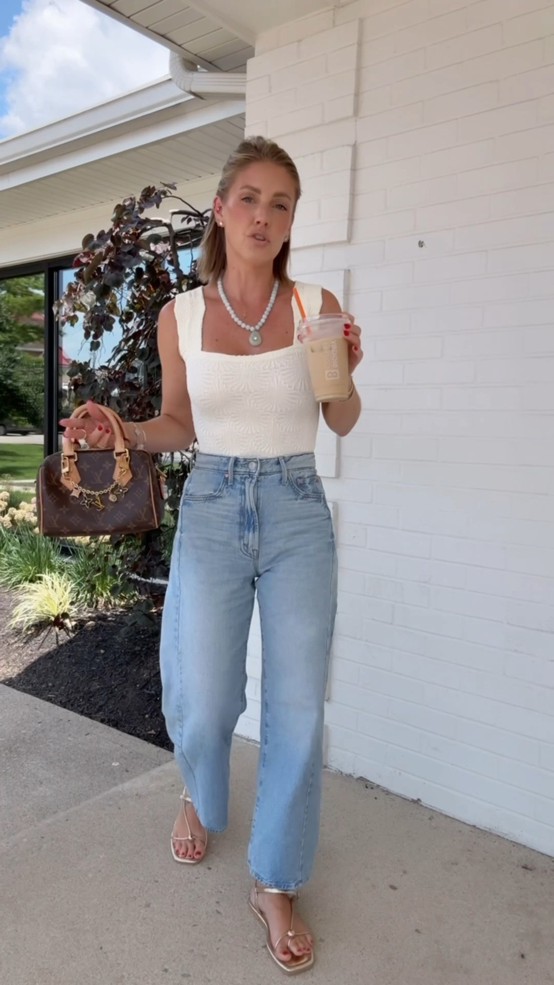 XS/Small tank / 24 jeans (I sized down one size)

#LTKootd #LTKOver40 #LTKPetite