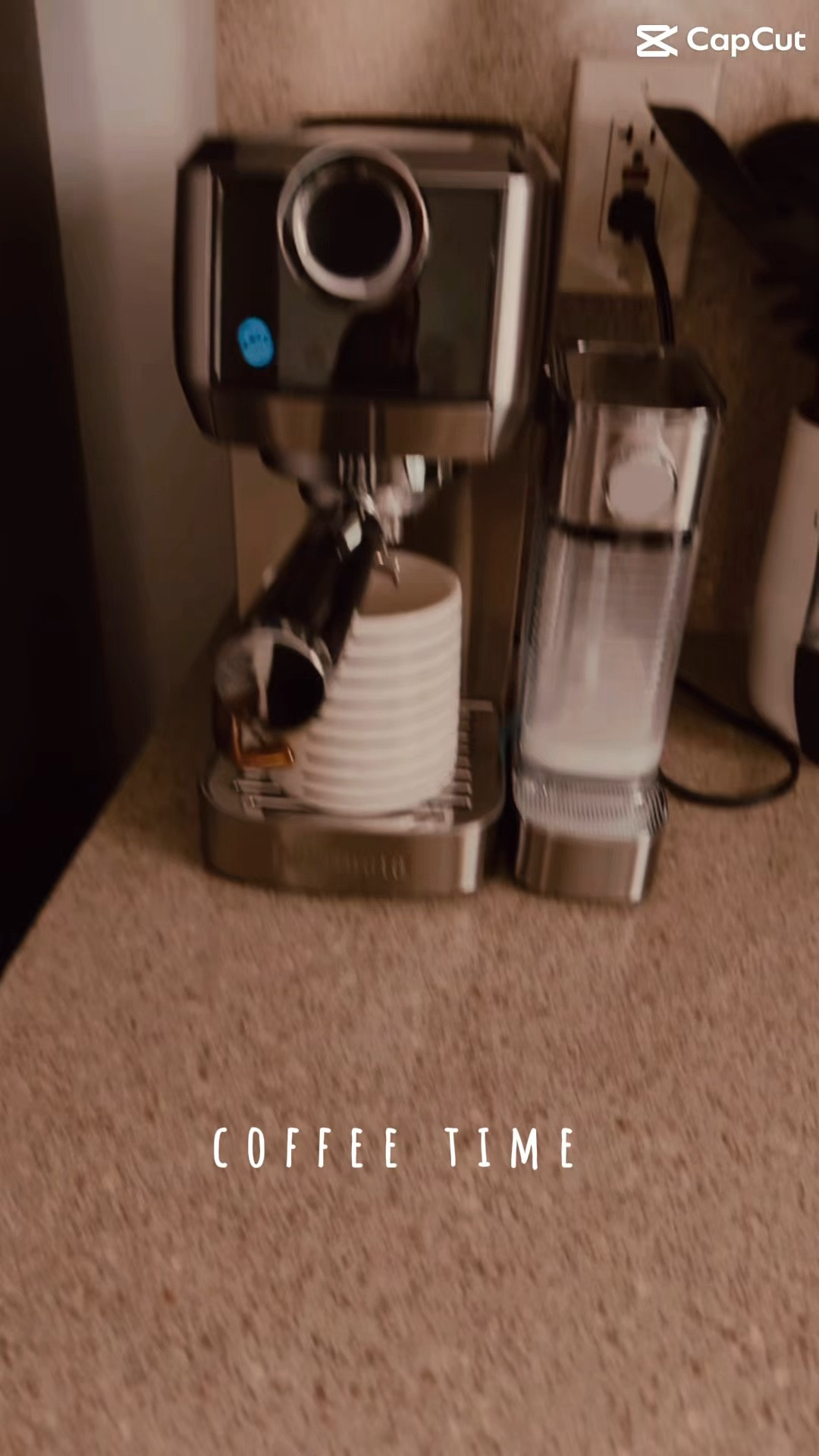 “¡La cafetera que transformará tus mañanas! ☕✨”

#LTKStyleTip #LTKHoliday #LTKFamily