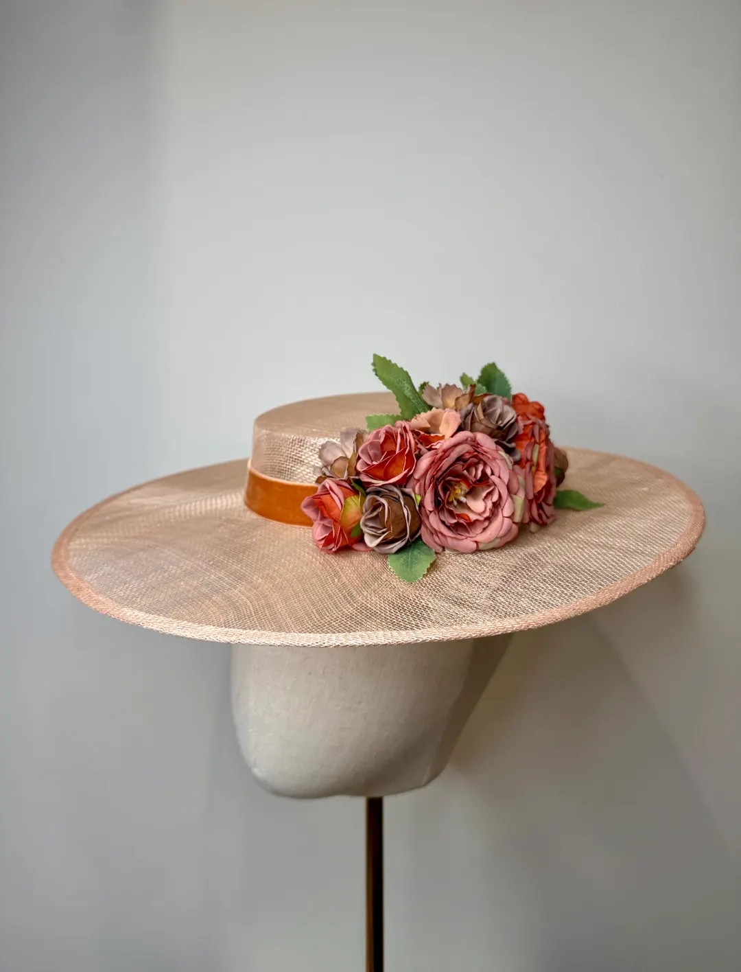 Blush Peach Sinamay Boater Hat: Rust Brown Roses and Hydrangea, Ascot Races - Etsy UK | Etsy (Global)