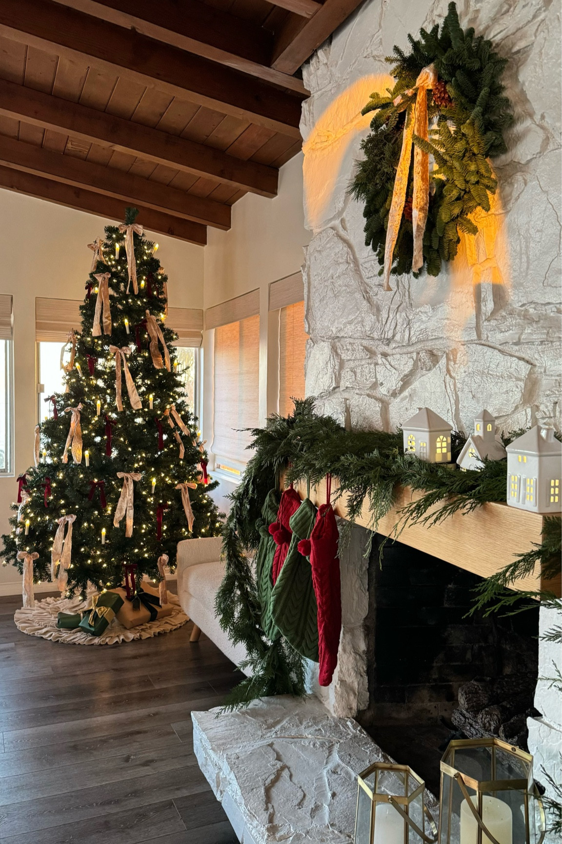 Christmas tree / Christmas decor / holiday decor / Amazon Christmas tree, Amazon Christmas decor, target Christmas decor, 9 feet Christmas tree, Christmas bows, Christmas stockings 

#LTKSeasonal #LTKhome #LTKHoliday