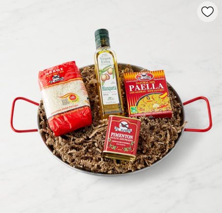 Paella gift set under $56! This serves 4-6 people and it’s such a great set to give for weddings, housewarming gift, birthday and more. ❤️👏🏼


#LTKFindsUnder100 #LTKHome #LTKWedding