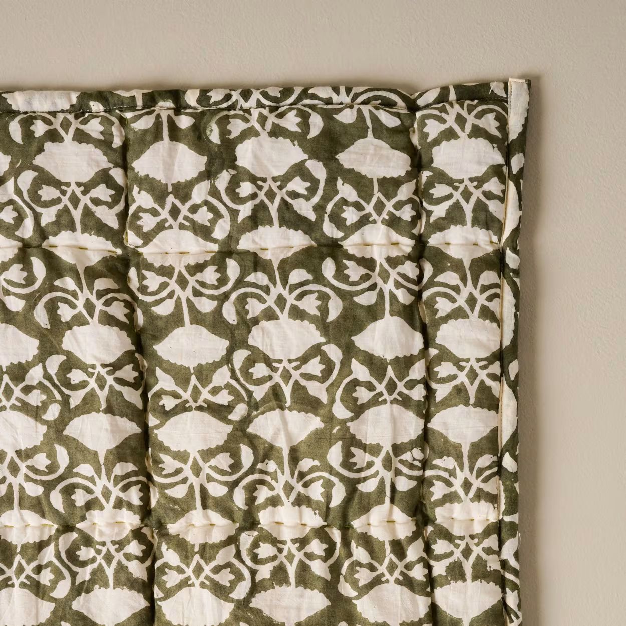 Tuscany Green Pivoine Fleurs Quilt | Magnolia