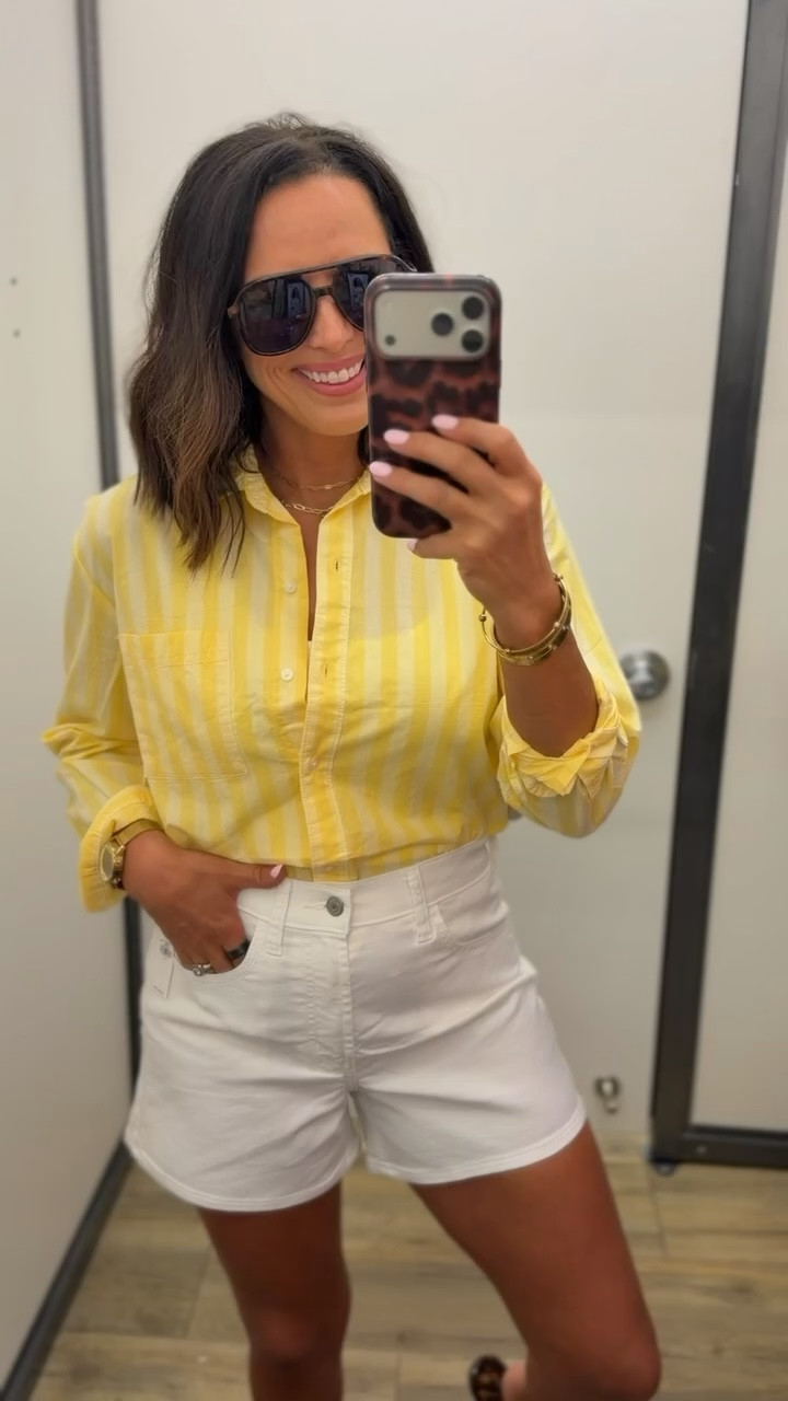okay this yellow top is SO good 💛 ON SALE today for $17.99!!
#yellowtop #springstyle #summeroutfit #denimstyle #casualoutfit #everydaystyle #affordablefashion #brightcolors #ltkstyle #ltkfashion

#LTKPetite