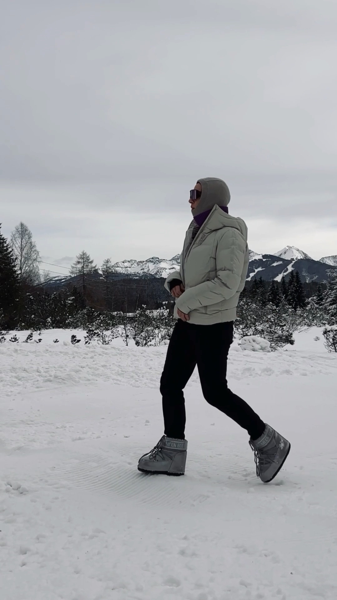 Ski / Winter Outfit mit Schalmütze & Moonboots

#LTKdeutschland #LTKwinter #LTKstyletip