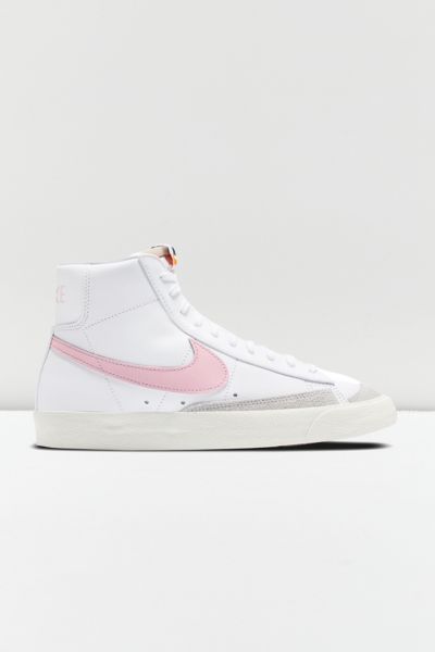 Nike Blazer Mid Sneaker | Urban Outfitters (US and RoW)