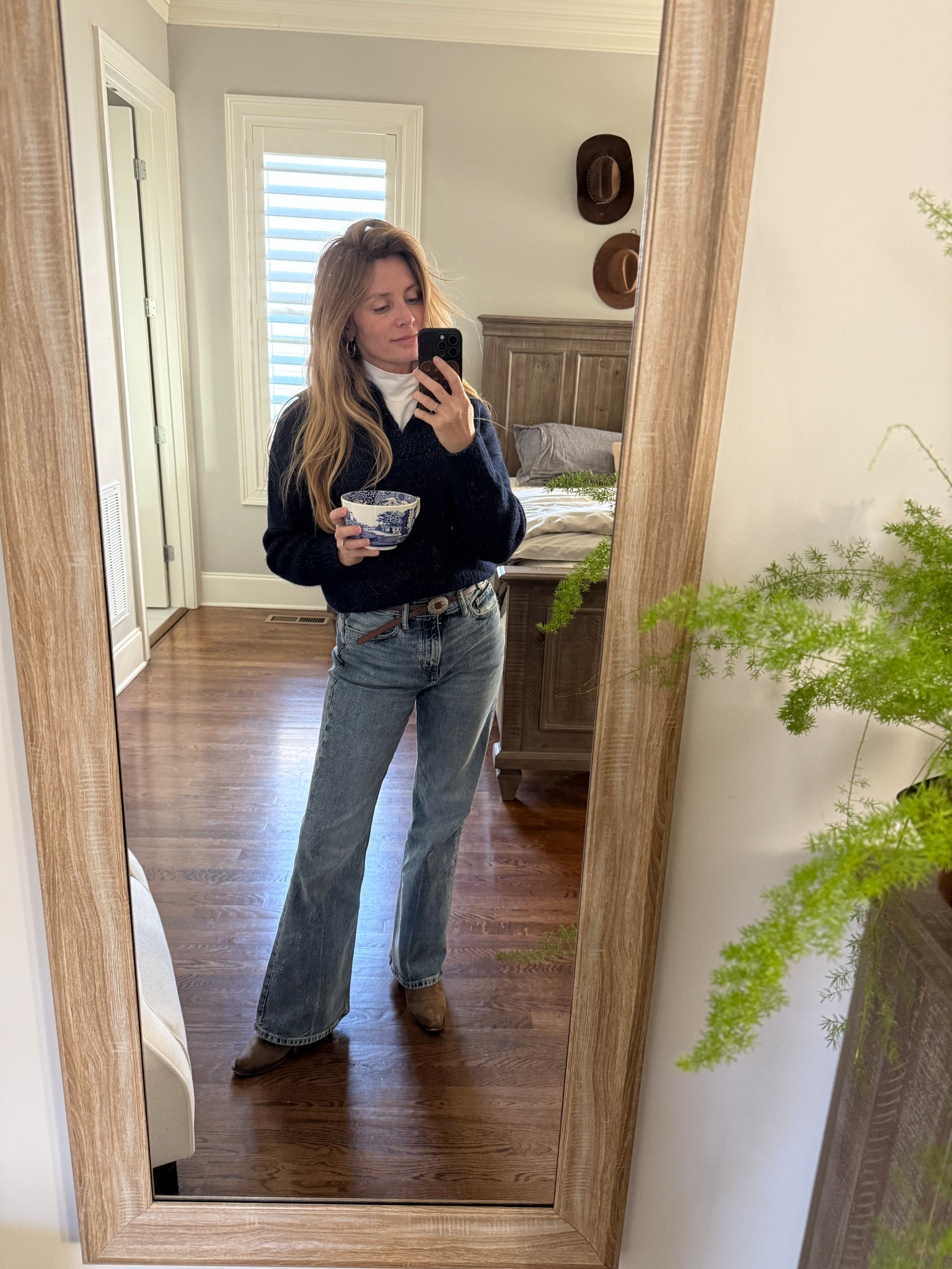 My go-to jeans right now!

#LTKootd #LTKSeasonal #LTKHoliday