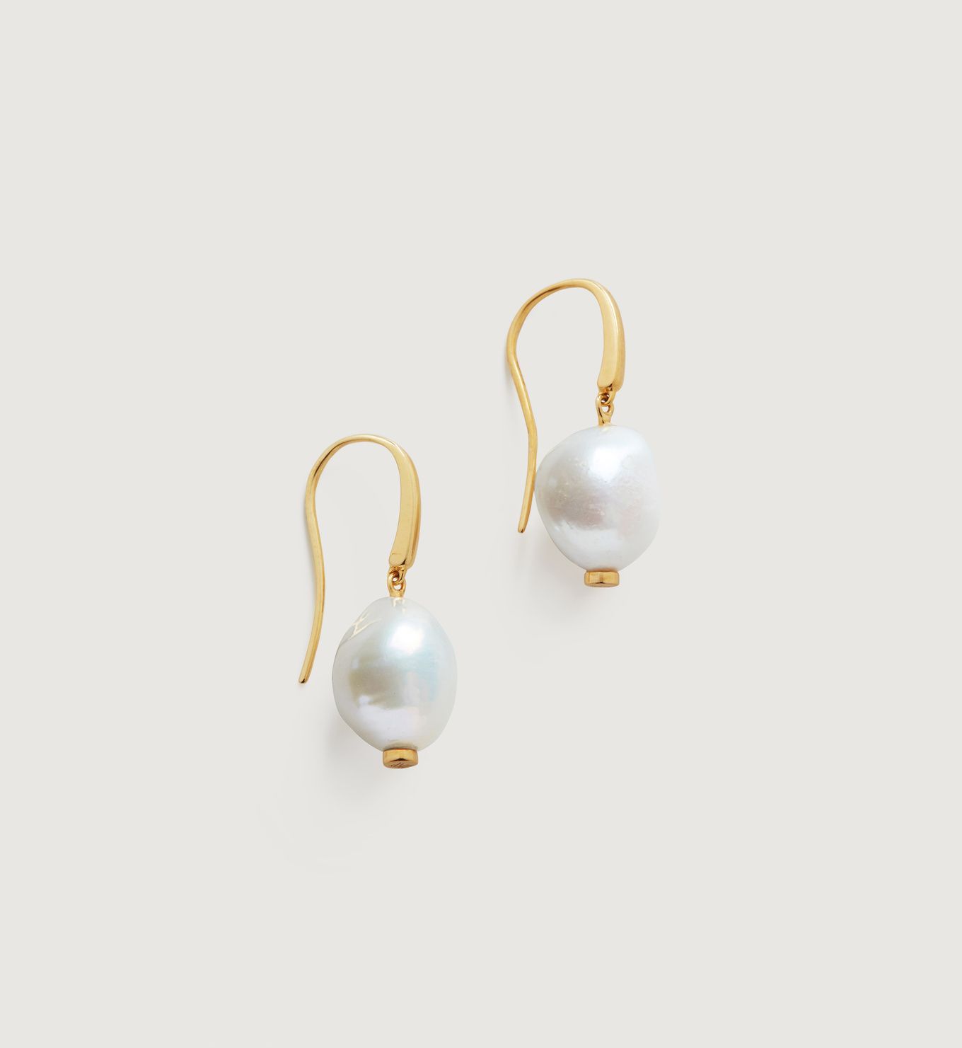 Nura Pearl Wire Earrings | Monica Vinader (US)