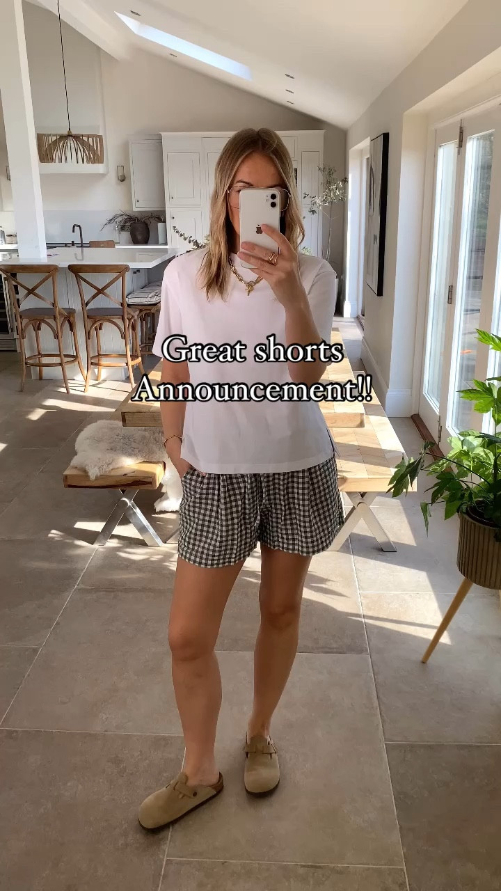 These gingham shorts are ticking all the boxes! 
I wear sizes…. 
Shorts , large loose fit 
T shirt , medium relaxed fit 
Jacket medium relaxed fit 
Knitted tank large - semi fit 
Blouse large loose fit 
Waistcoat medium - semi fitted 

Staycation
Shorts 
Spring fashion


#LTKtravel #LTKuk #LTKspring