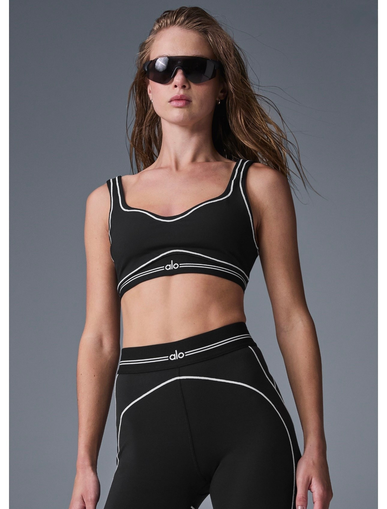 The perfect matching yoga set 🖤