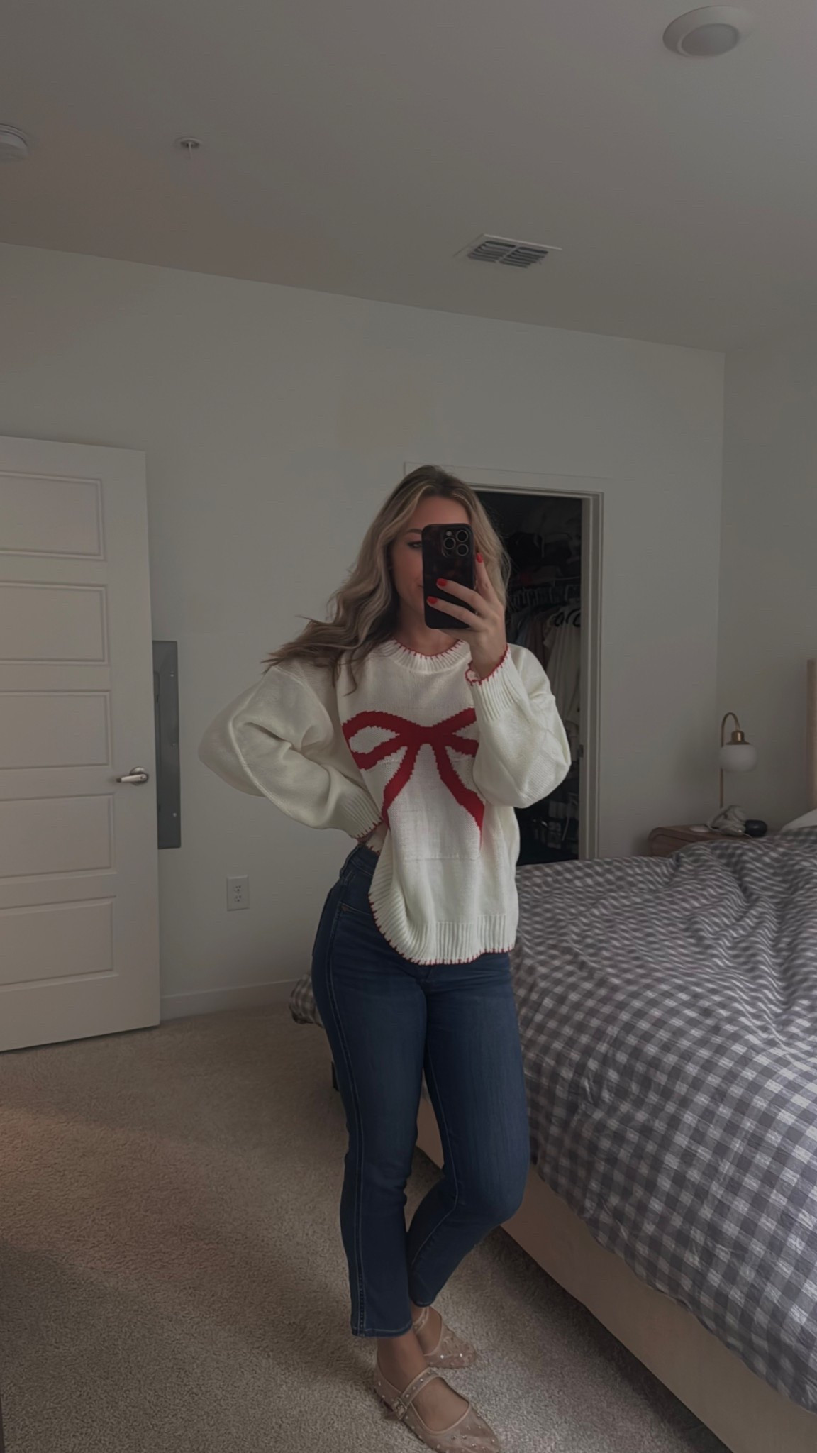 Love the sweater and just in time for the Holidays! Im 5’5” 130 lbs wearing a size L