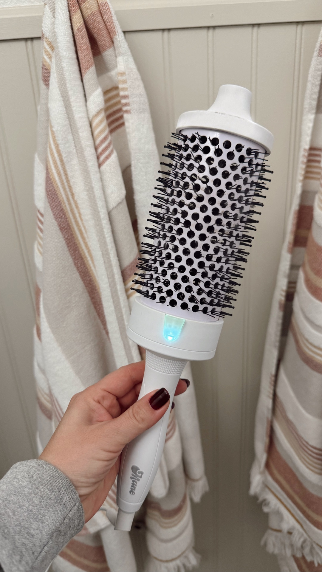 my ride or die hair tool 

#LTKHoliday #LTKGiftGuide #LTKBeauty