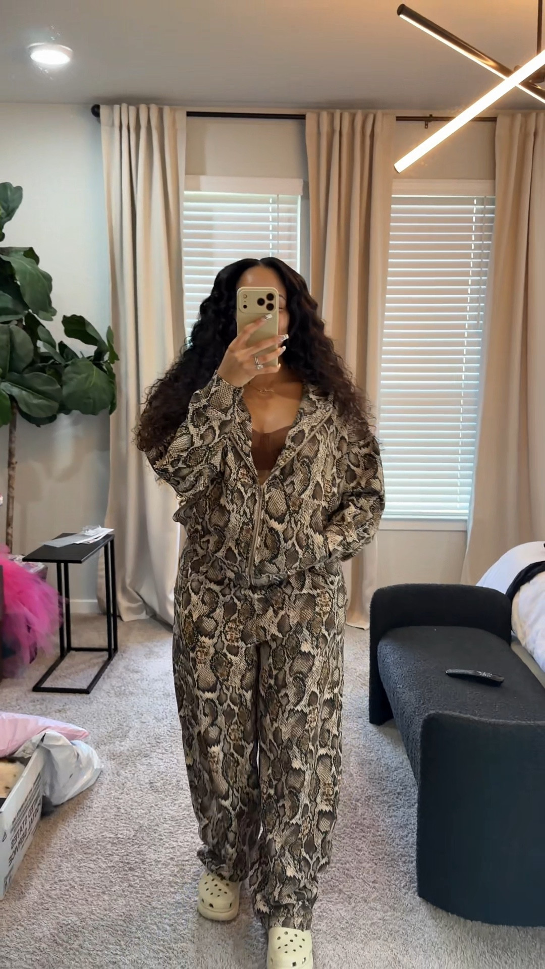 Love this matching set so much! Comfortable and stylish 🤎

#LTKmomlife #LTKBump #LTKootd