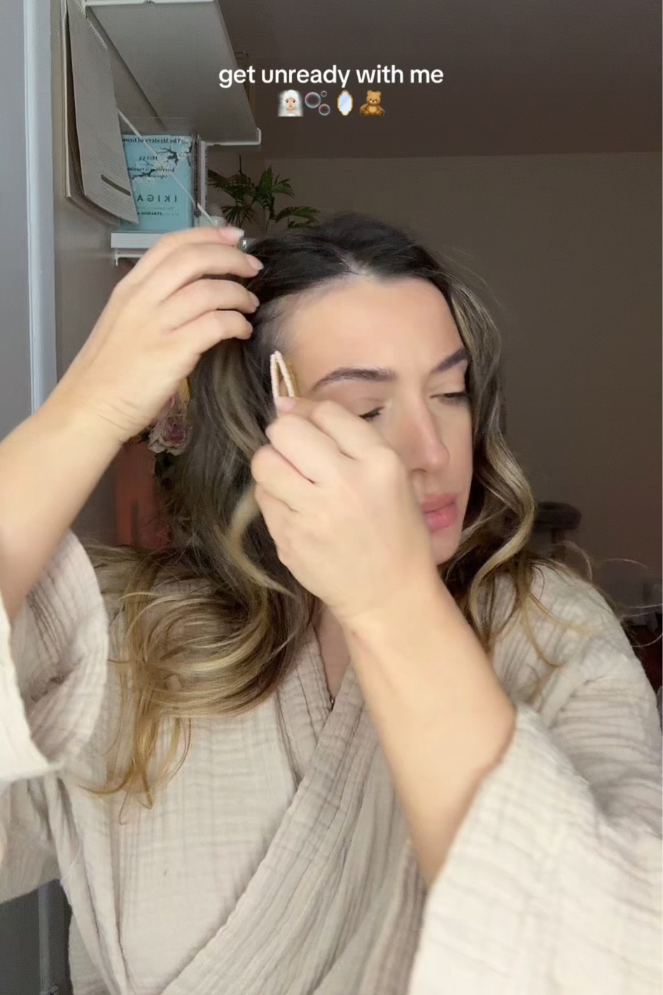 Get unready with me 🦢✨🫧

#LTKStyleTip #LTKBeauty #LTKFindsUnder50