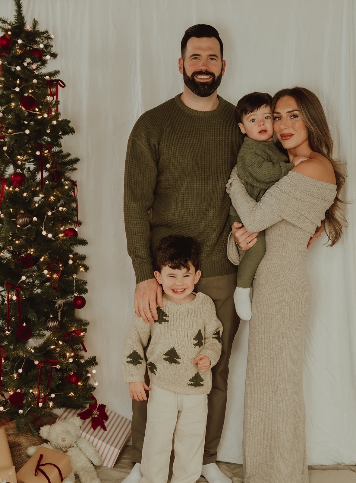 Loved this dress for family photos 🥹