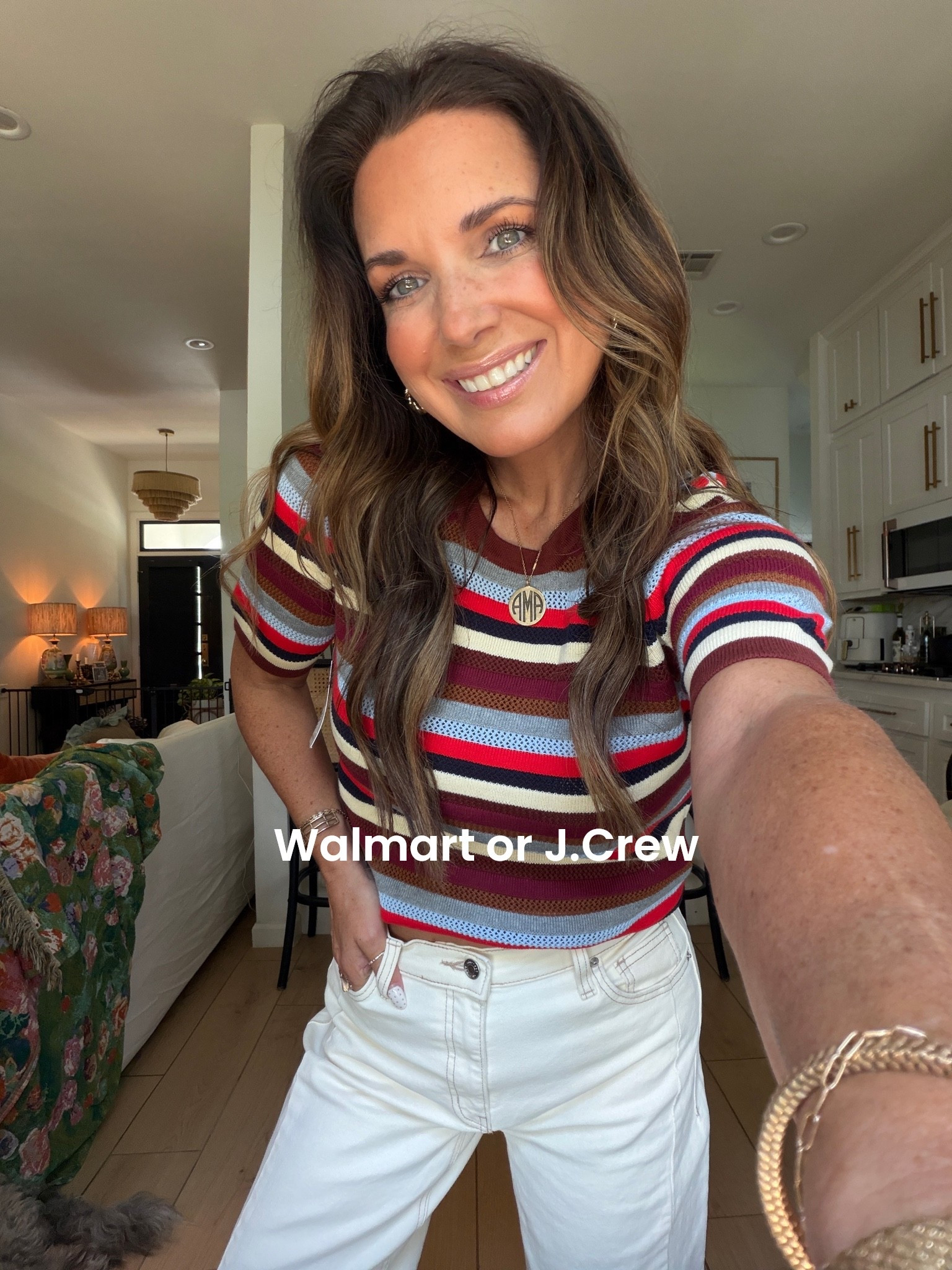 Walmart fall finds that I’m loving!!!! 
Wearing 6 in barrel jeans short and size medium in top.