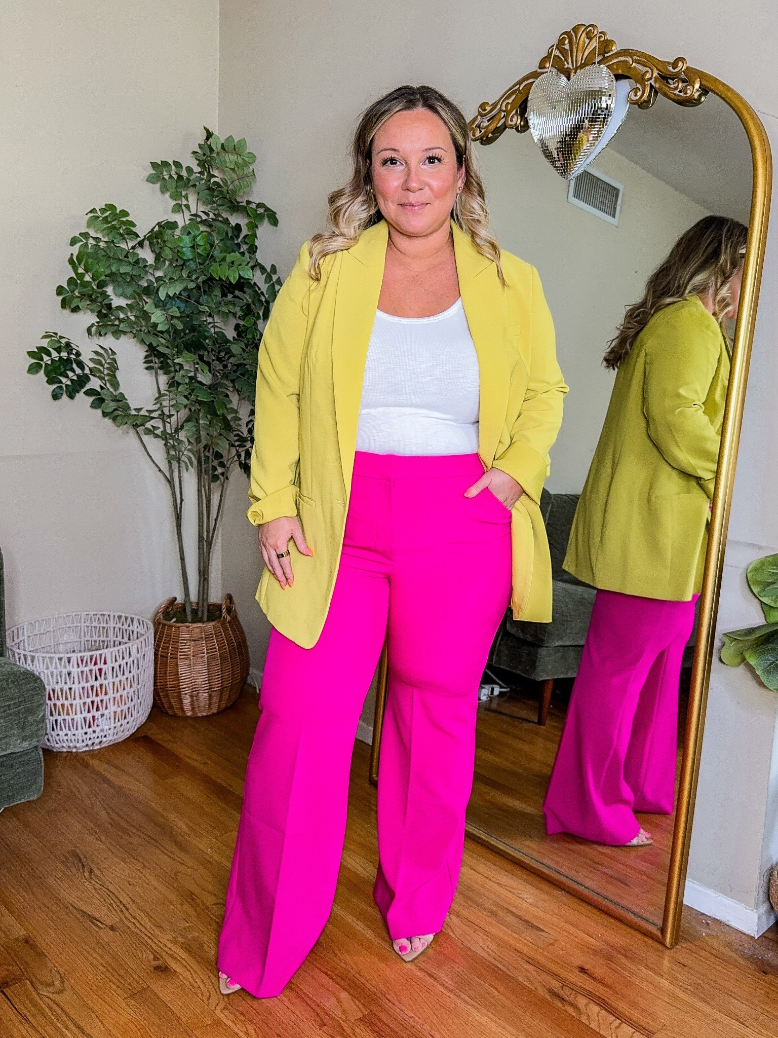 LTK Spring Sale 25% off at Express with code LTKEXPRESS through 3/18!
Blazer color is old but linked this years version! Size LARGE 
Trousers size 14 SHORT 
Tank top size LARGE 
Heels size up half size they run small

Spring style, workwear, Spring outfits, blazer, office outfits, business casual 

#LTKMidsize #LTKWorkwear #LTKSpringSale