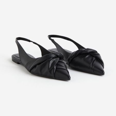 Black slingback flats 

#LTKfindsunder50 #LTKshoecrush #LTKstyletip