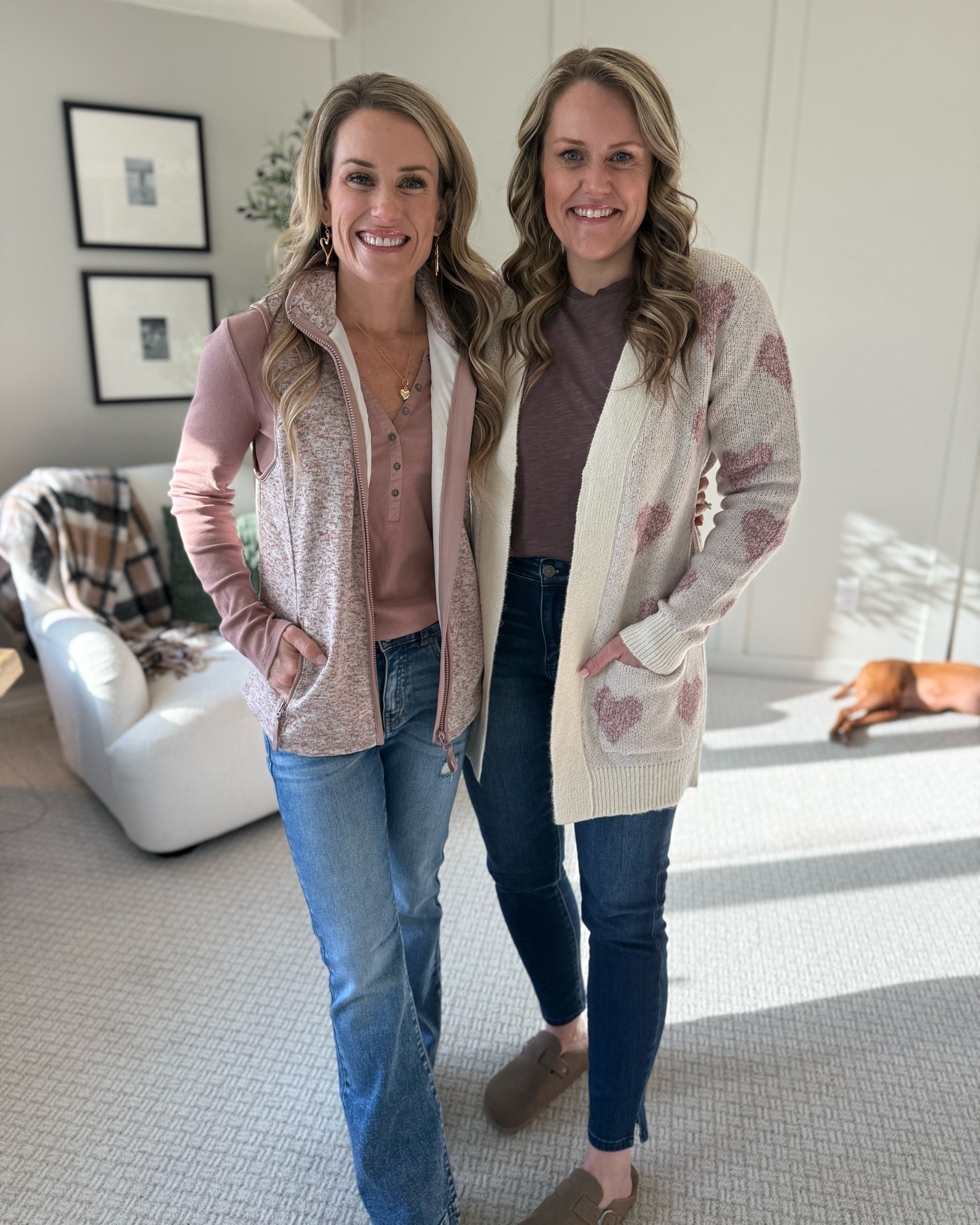 Valentine’s Day outfits

Maurices fashion  mom outfit  red sweater  jeans  galentine’s day outfit  winter outfit  belt bag  winter fashion

#LTKStyleTip #LTKSeasonal #LTKFindsUnder50