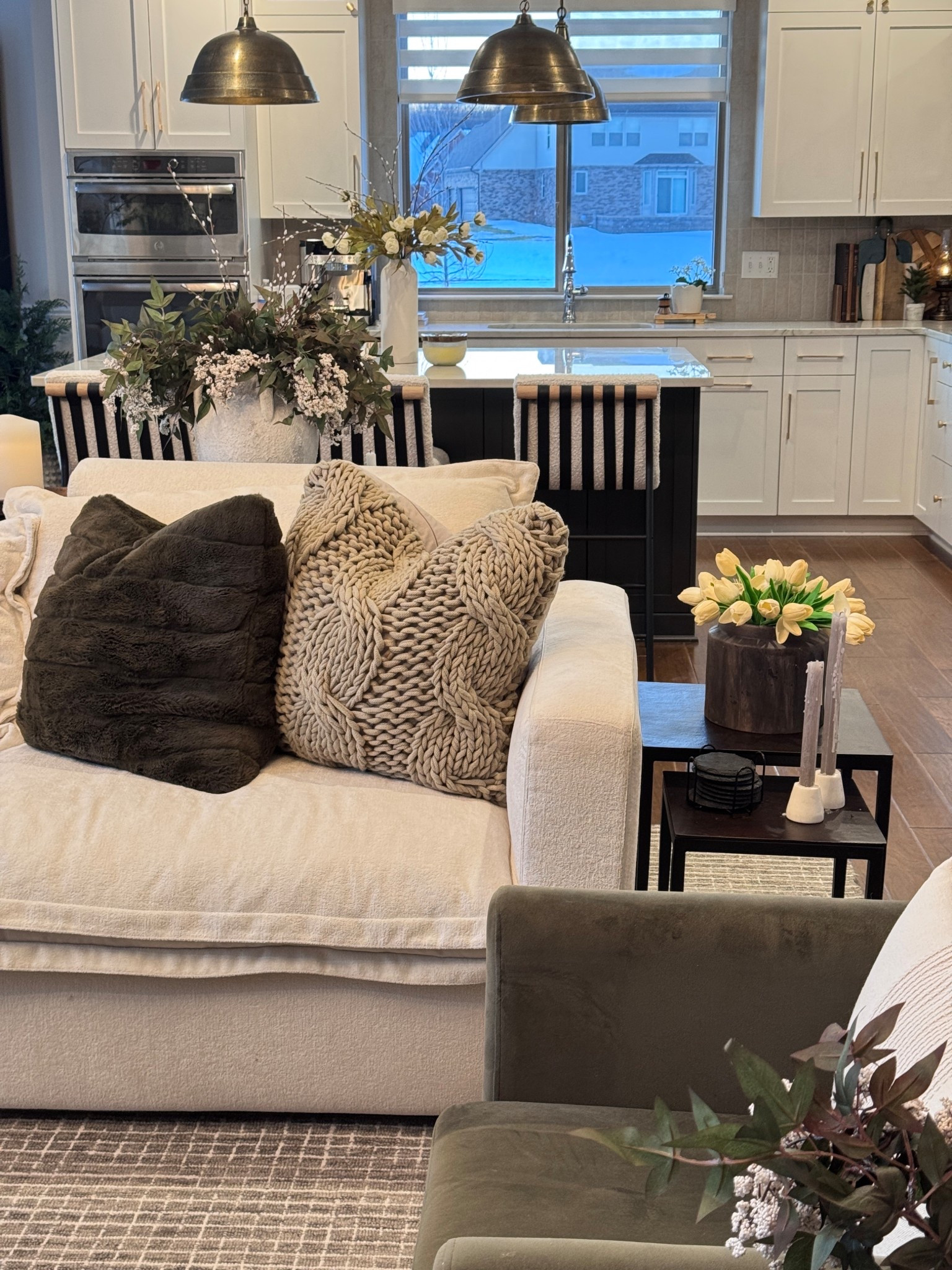 So many amazing sales going on this weekend from @Wayfair! Designer looks at affordable prices. ✨

#ad #wayfair @wayfair #wayfairpartner 

#LTKSaleAlert #LTKHome