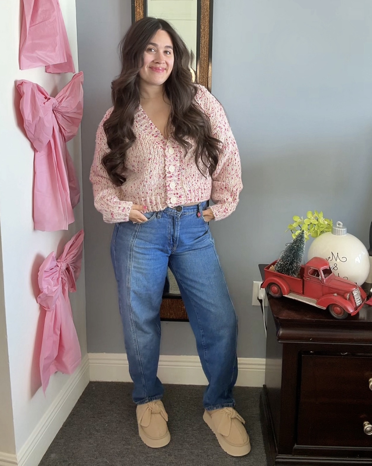 @aerie confetti cardigan size XS. Ugg bow slippers size 6. Pretty in pink🎀

#LTKootd #LTKgrwm #LTKHoliday