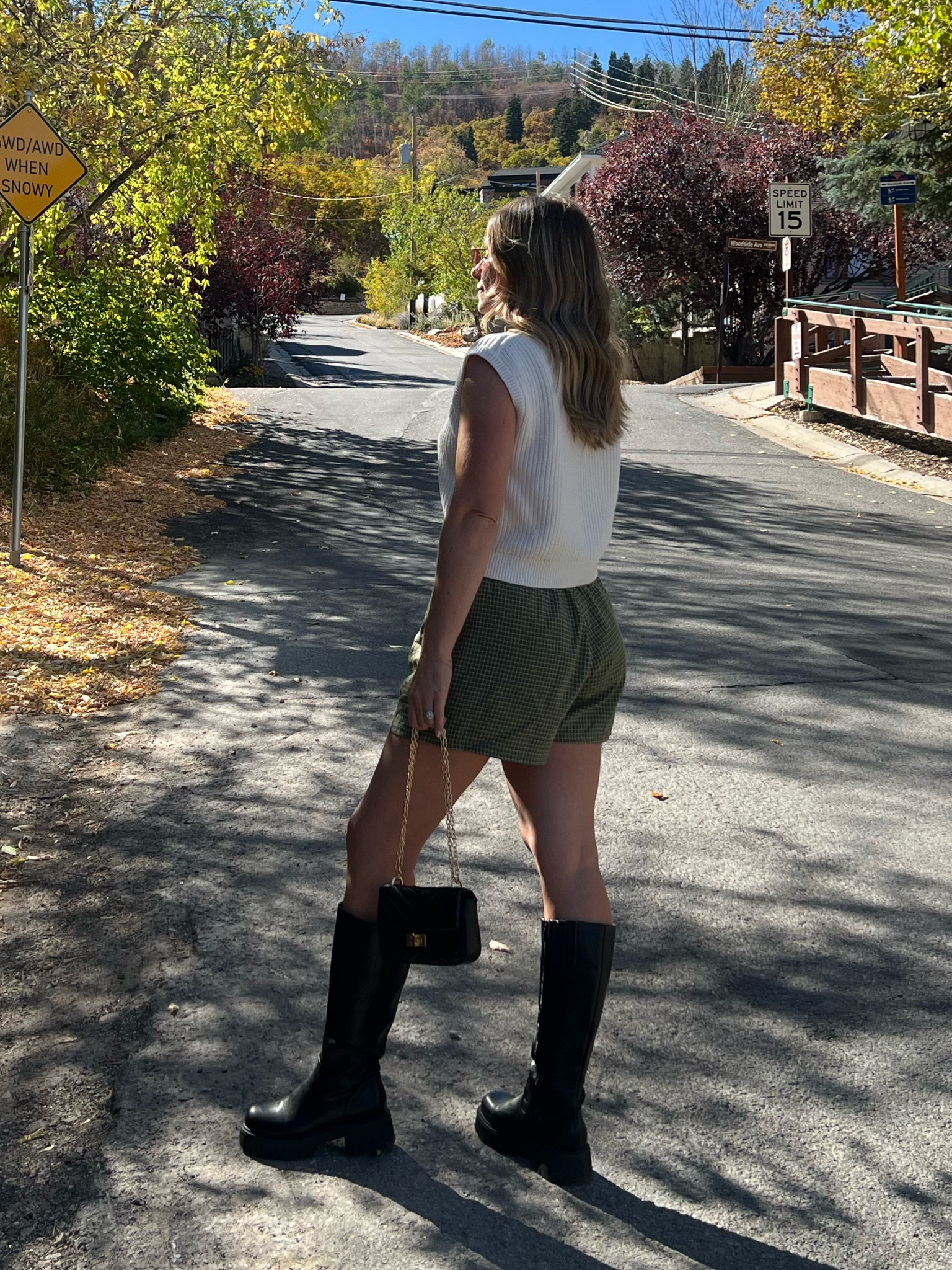 Fall is calling. The perfect fall boots from Amazon.